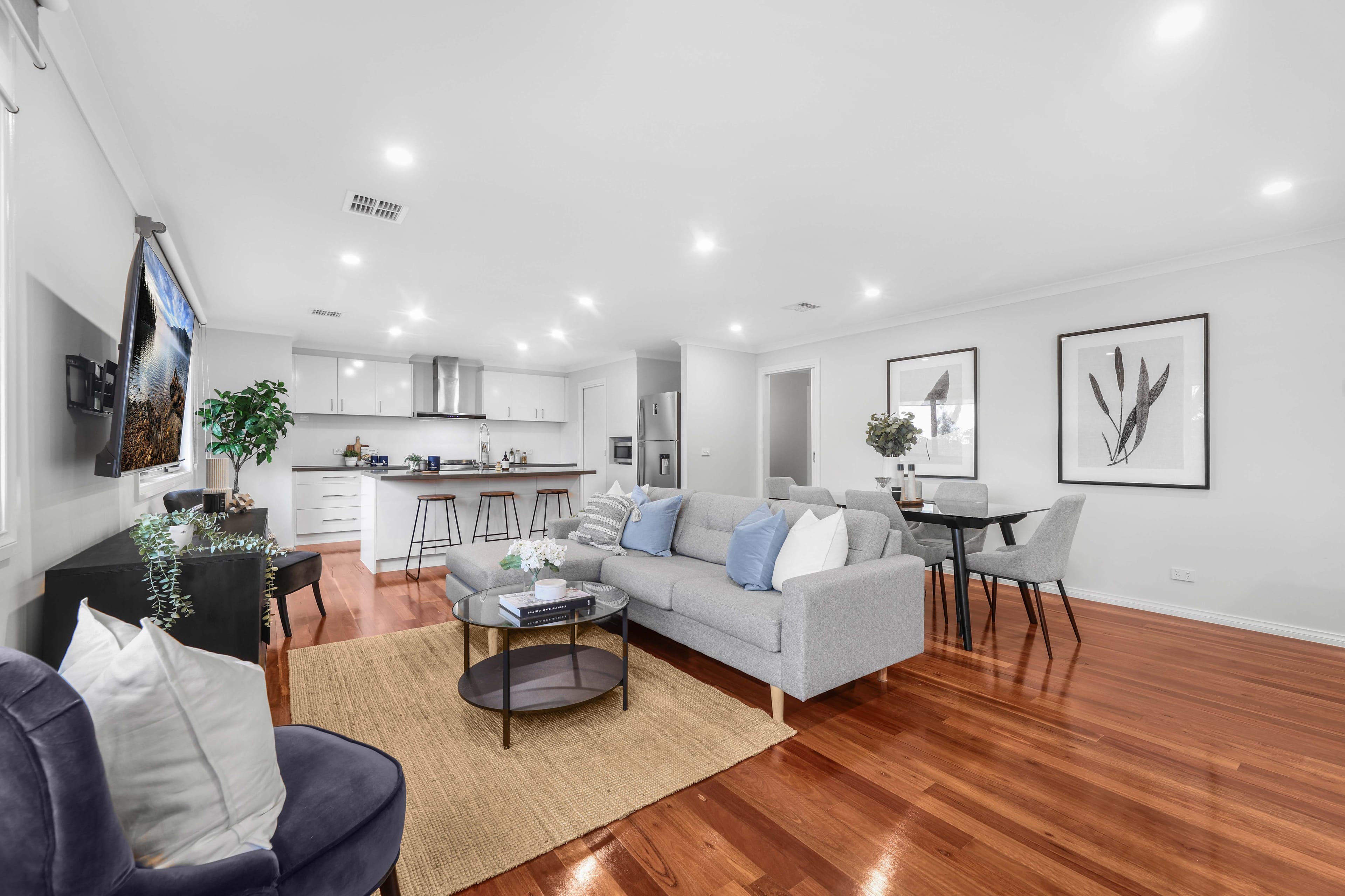2/53 Western Road, Boronia — listing photograph 3