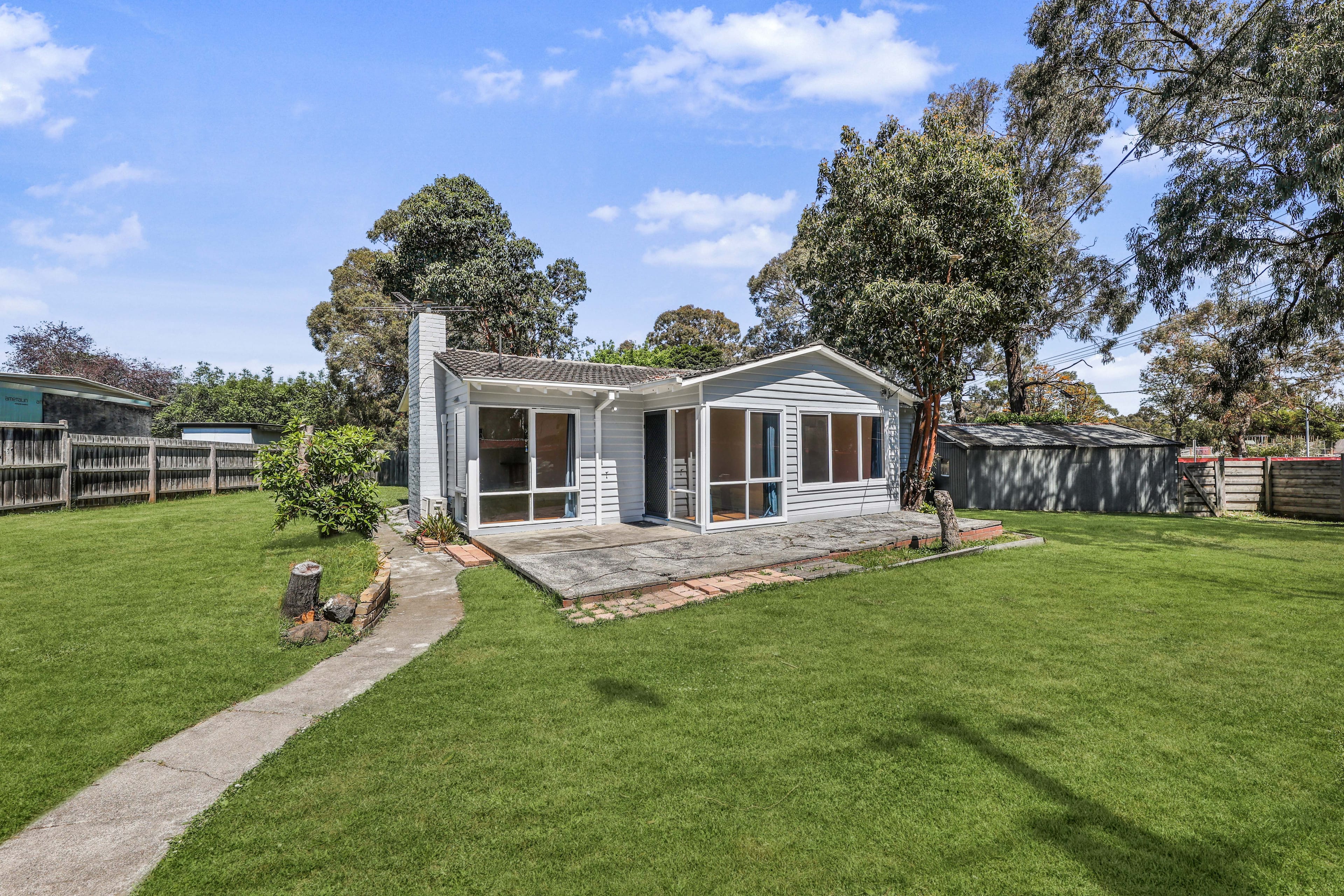 2 Loretto Avenue, Ferntree Gully — listing photograph 12