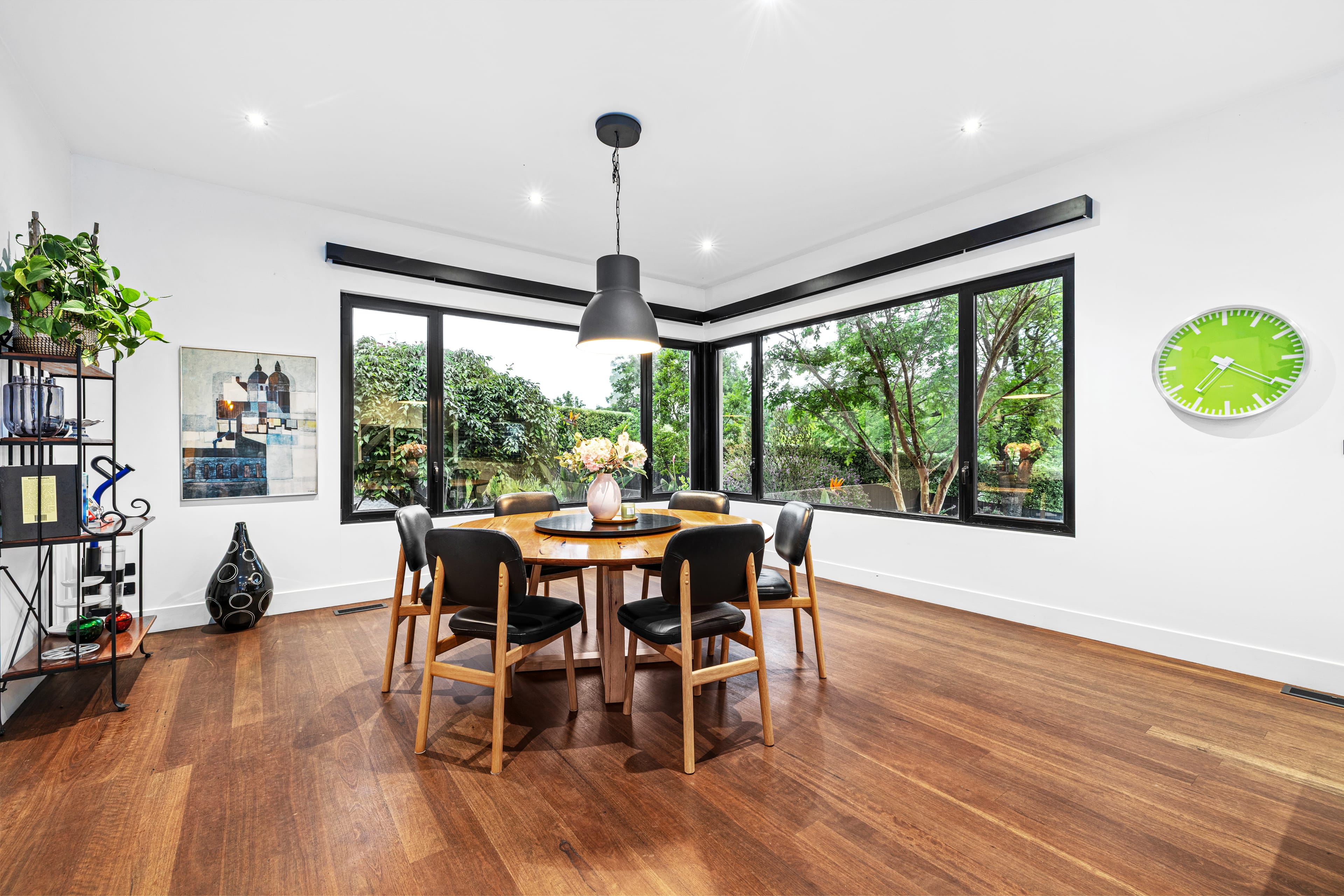 4 Meadowbank Close, Lysterfield South — listing photograph 10