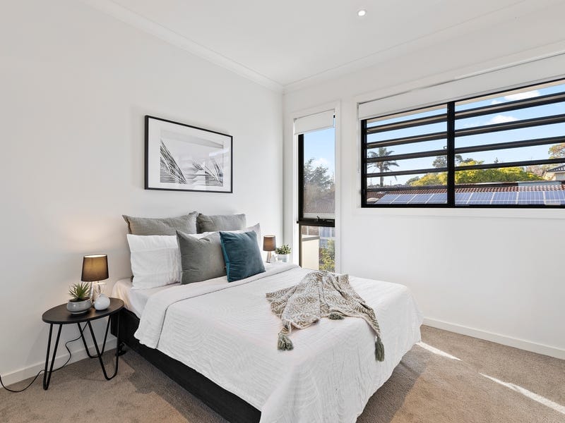 2/8 Hillview Avenue, Rowville — listing photograph 8