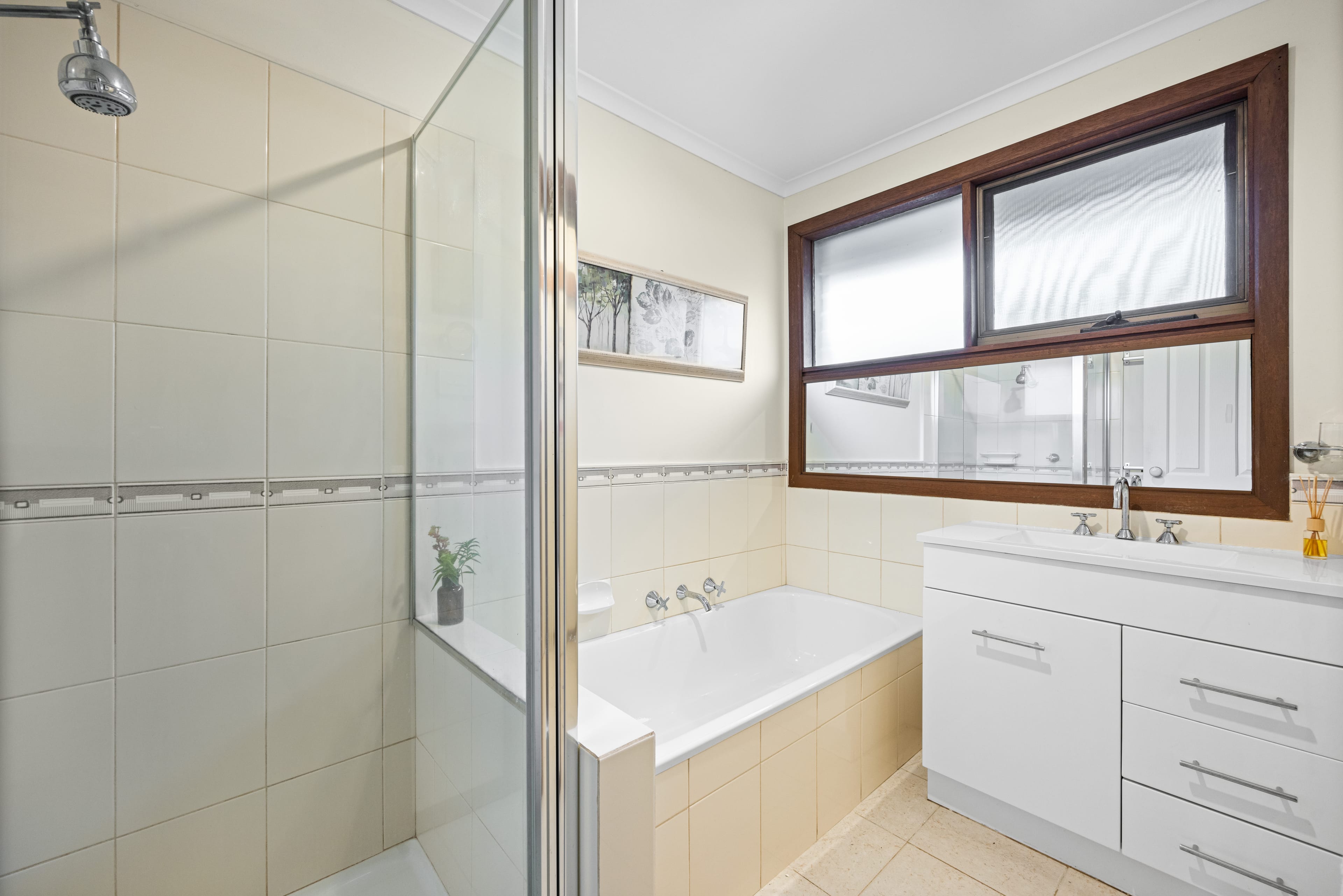 13 Catesby Court, Boronia — listing photograph 18