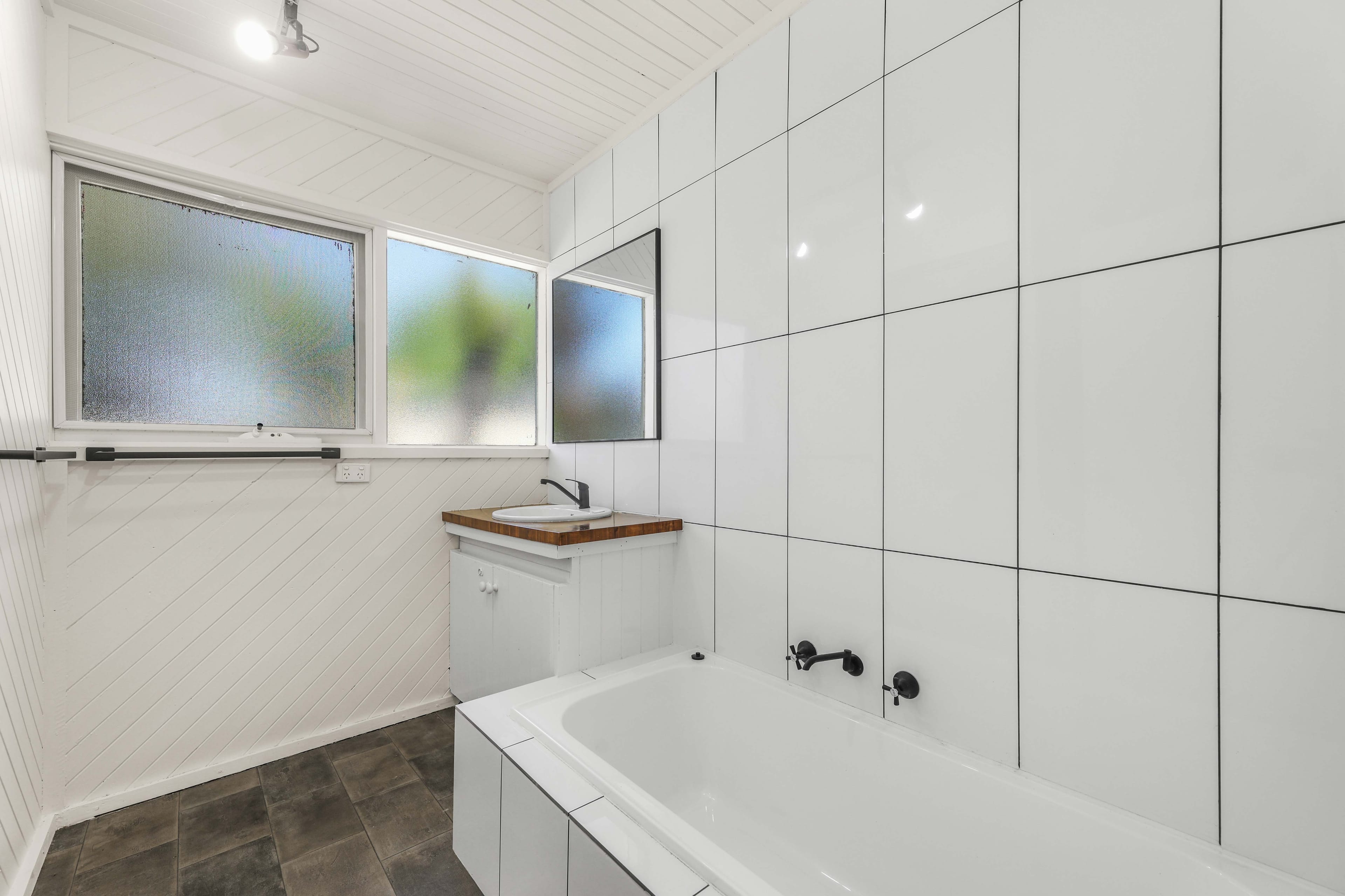 2 Loretto Avenue, Ferntree Gully — listing photograph 11