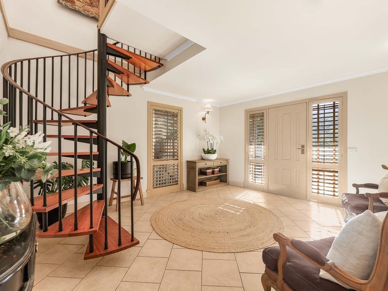 24 Bates Avenue, Upper Ferntree Gully — listing photograph 13