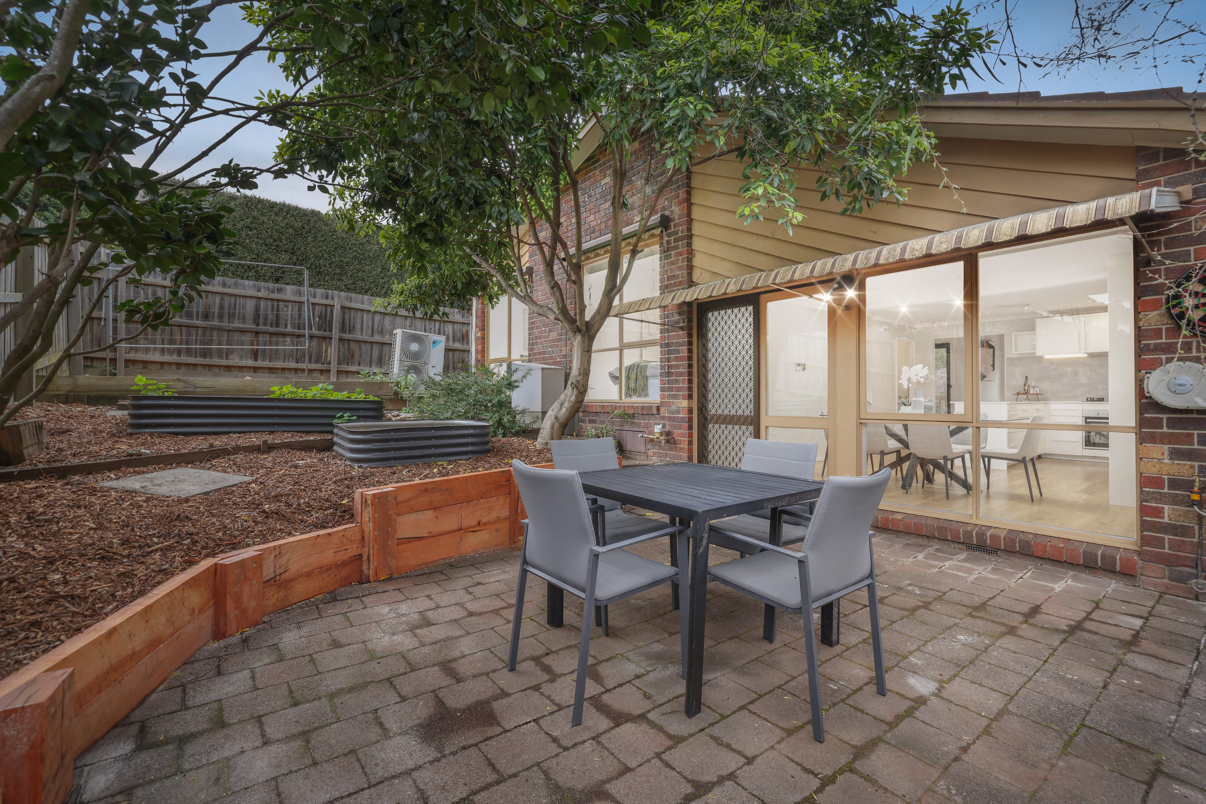 7 Debson Close, Boronia — listing photograph 12
