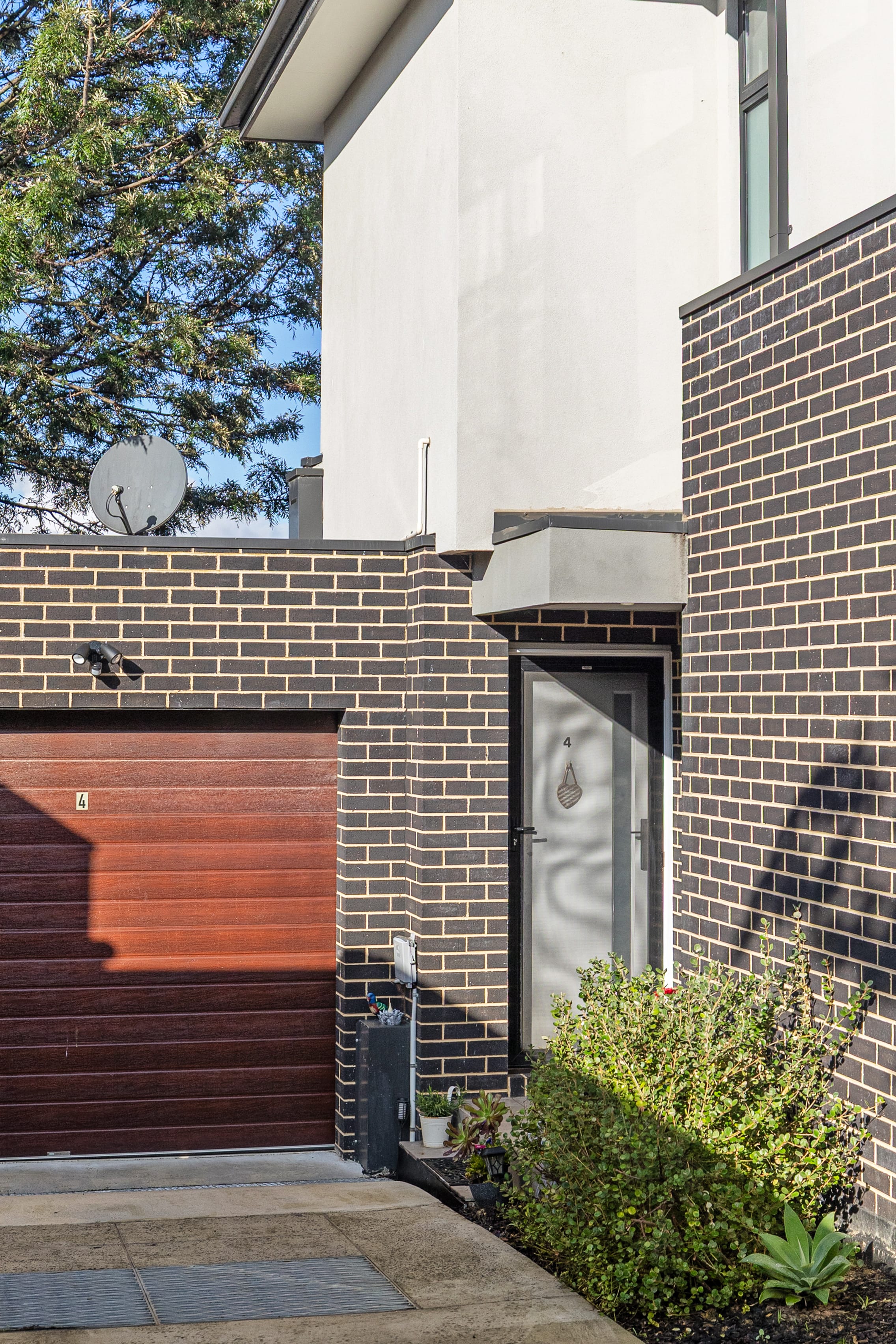 4/5 Conn Street, Ferntree Gully — listing photograph 4