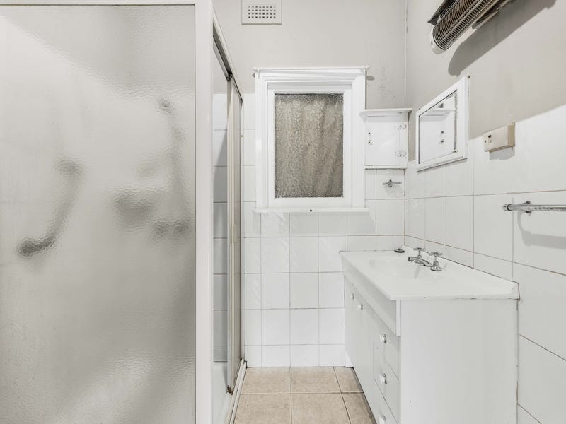 2 Ferndale Road, Upper Ferntree Gully — listing photograph 9