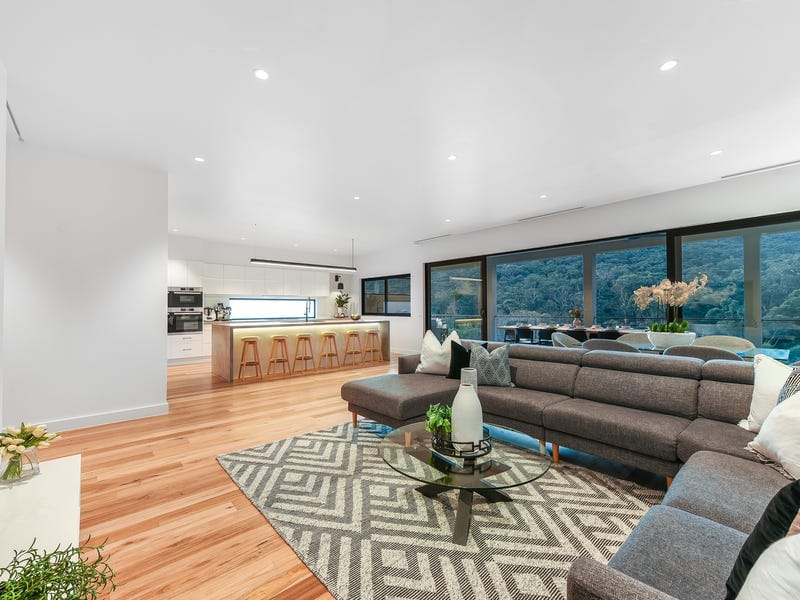 13 Ferny Creek Avenue, Upper Ferntree Gully — listing photograph 10