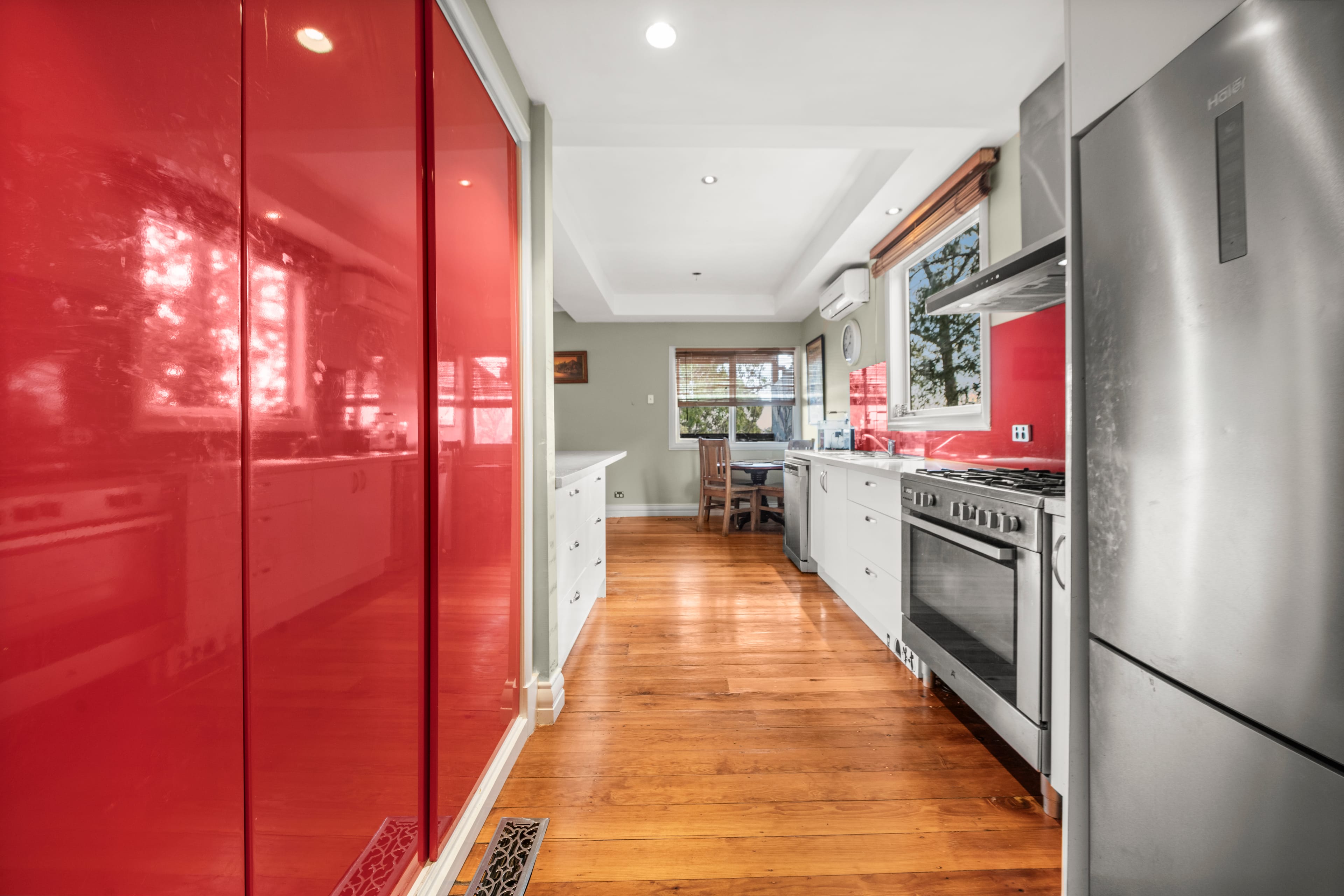 12 Newton Street, Ferntree Gully — listing photograph 6