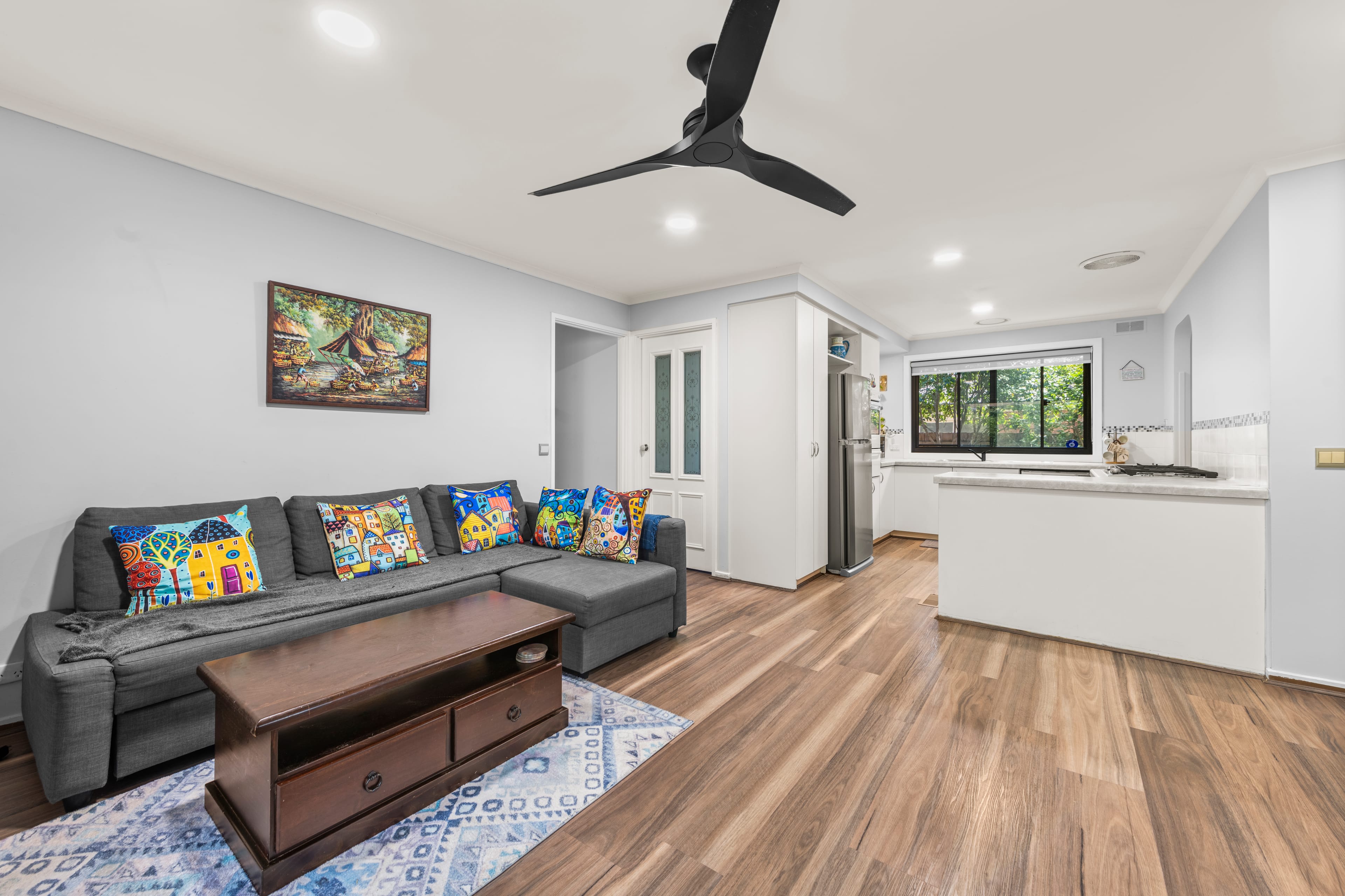 11 Agora Boulevard, Ferntree Gully — listing photograph 5