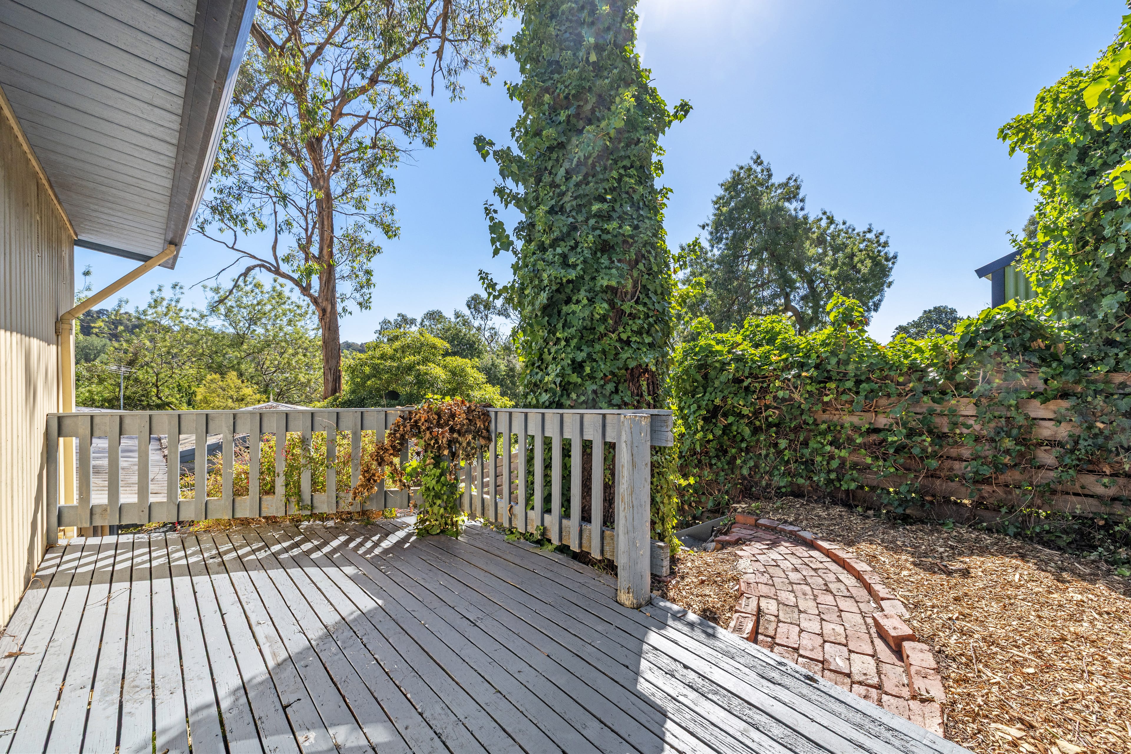39 Old Belgrave Road, Upper Ferntree Gully — listing photograph 18