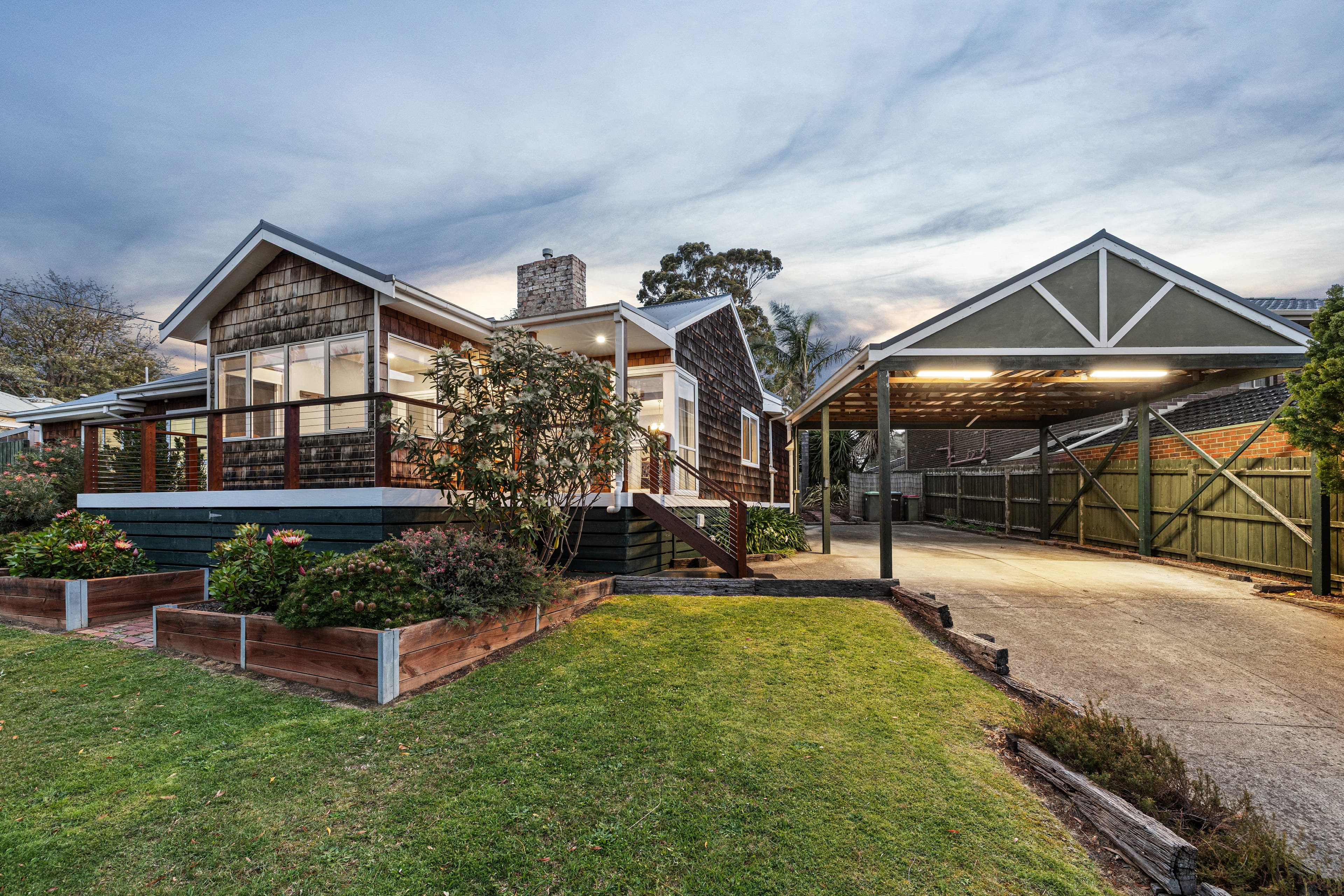 14 McIver Street, Ferntree Gully — listing photograph 3