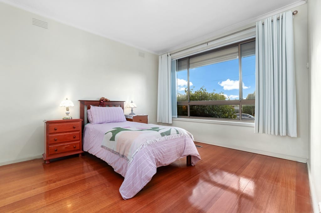 12 Rodney Street, Bayswater — listing photograph 7
