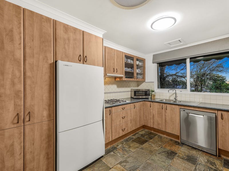 7 Hollyoak Court, Ferntree Gully — listing photograph 6