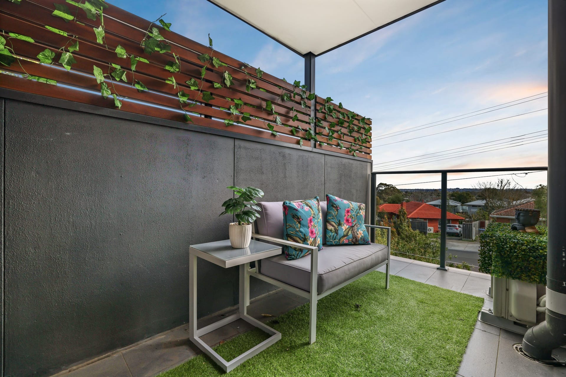 113/9 Mountain Gate Drive, Ferntree Gully — listing photograph 2