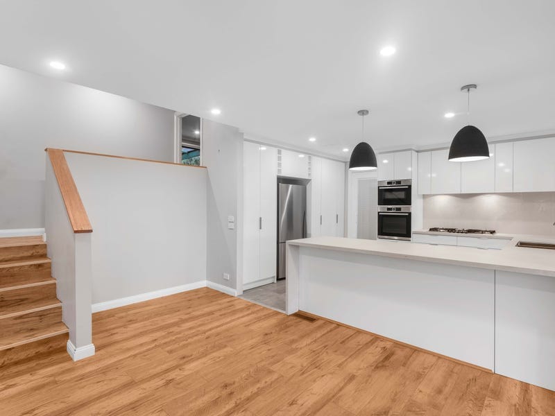 17 Jones Avenue, Upper Ferntree Gully — listing photograph 3
