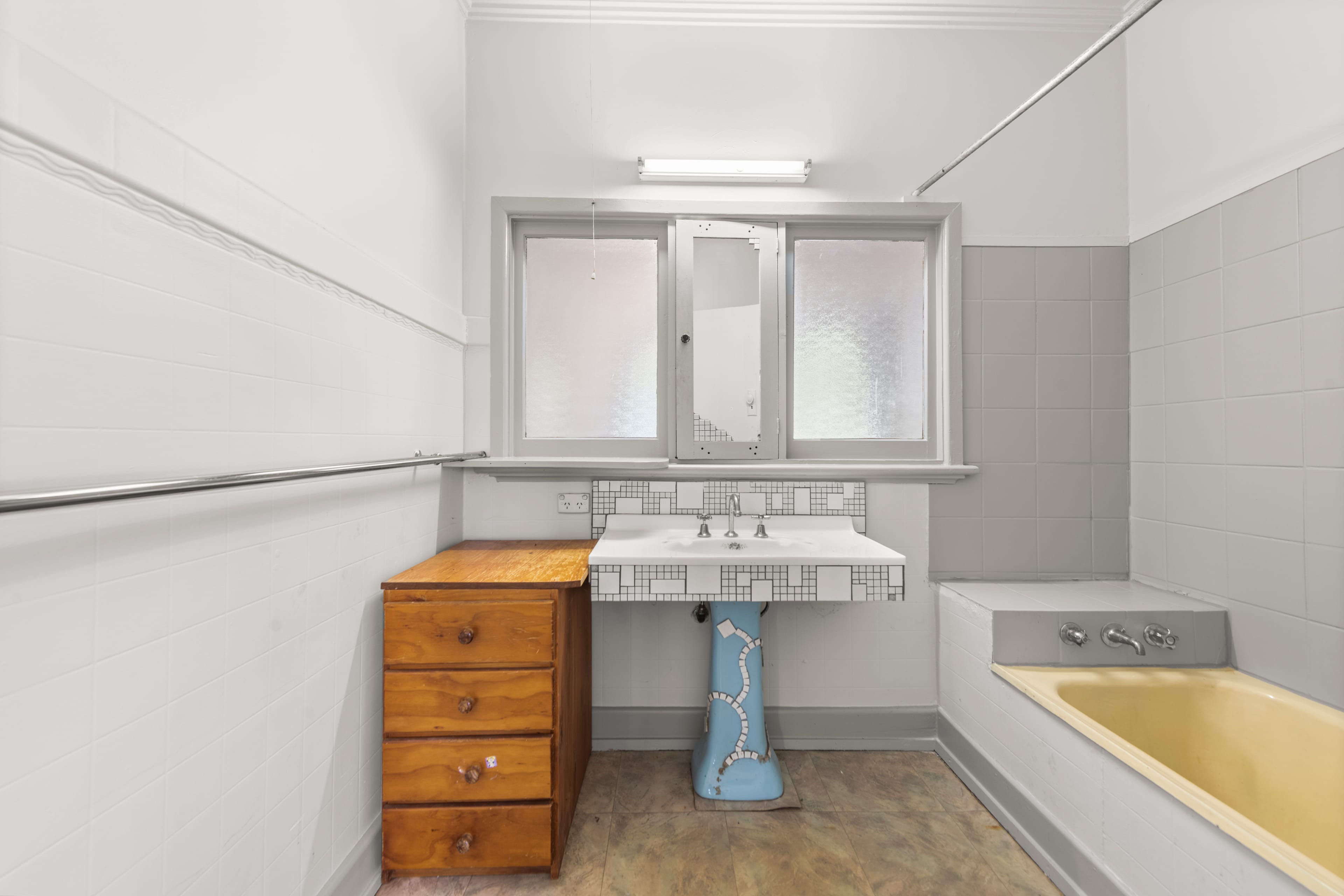 238 Scoresby Road, Boronia — listing photograph 11