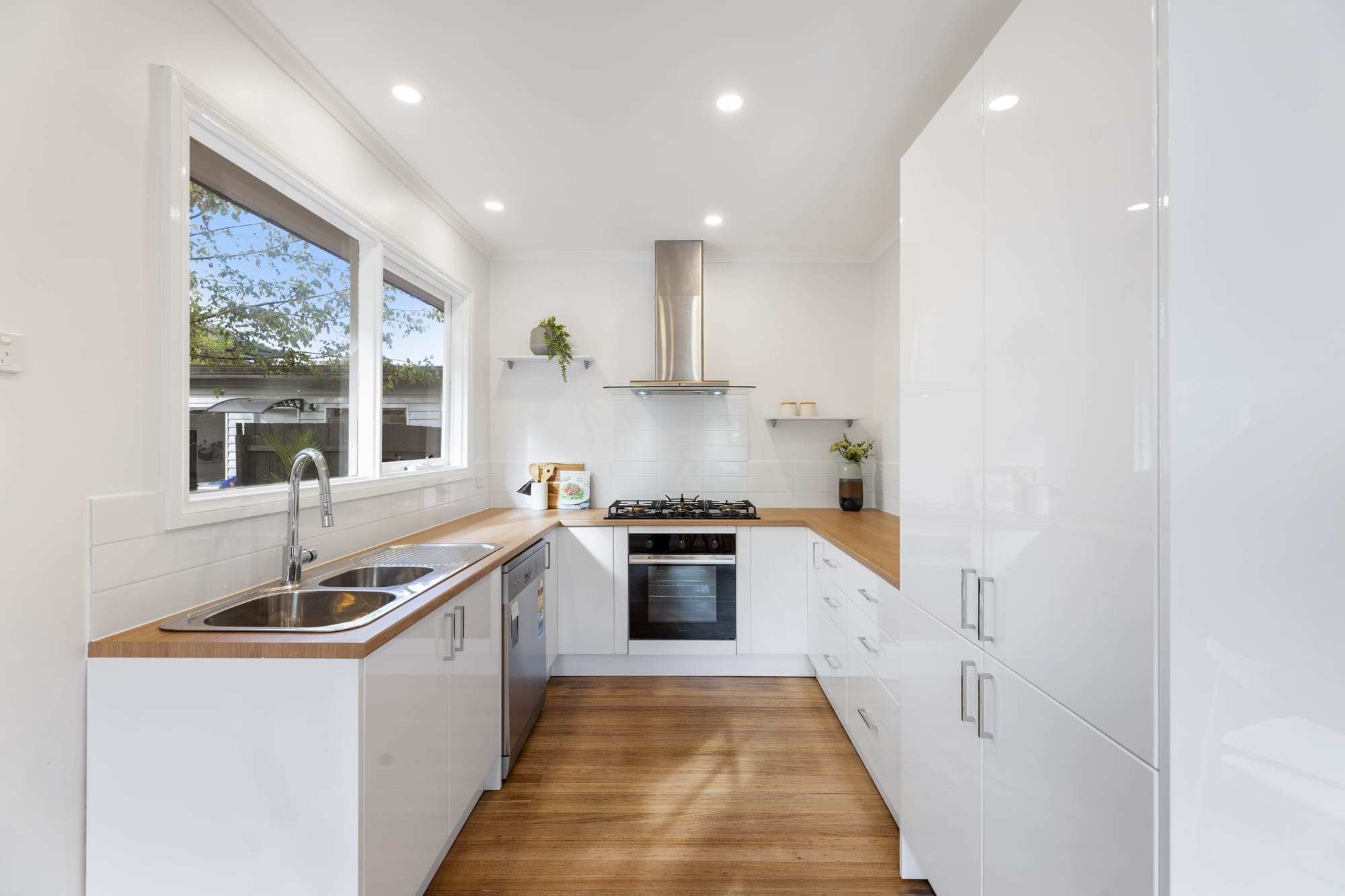 15 Kleinert Road, Boronia — listing photograph 6