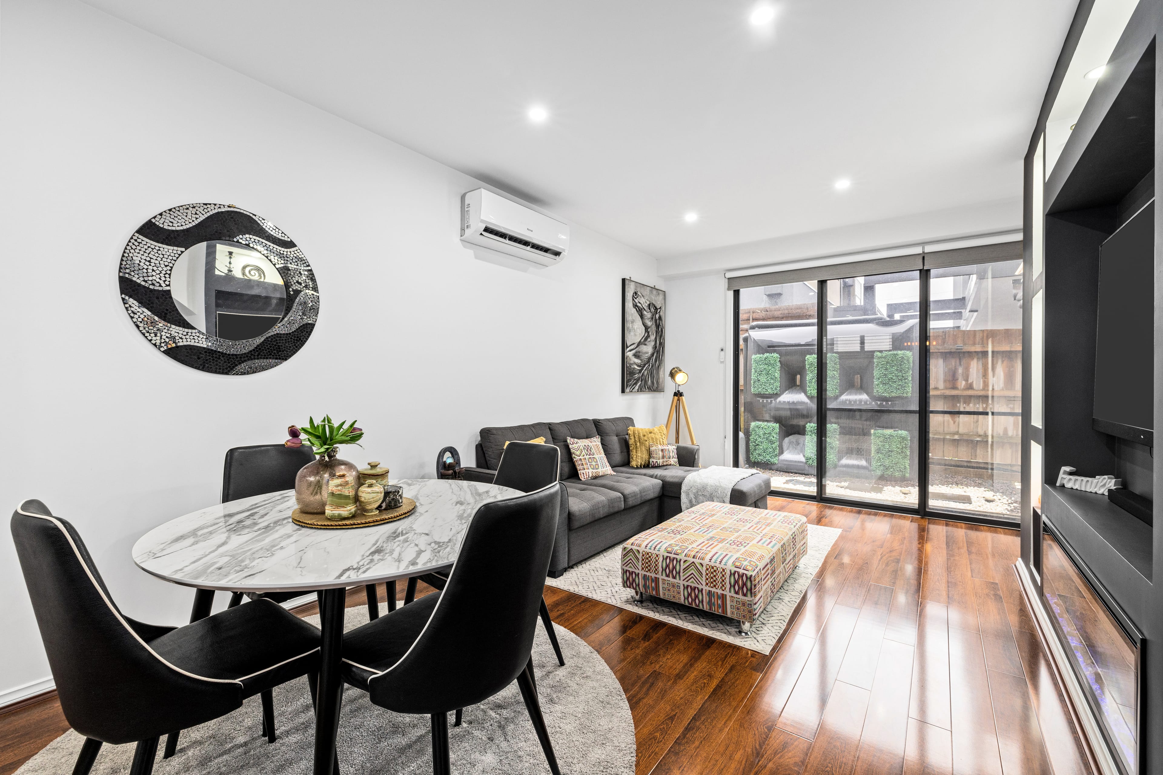 2/24 Conn Street, Ferntree Gully — listing photograph 8