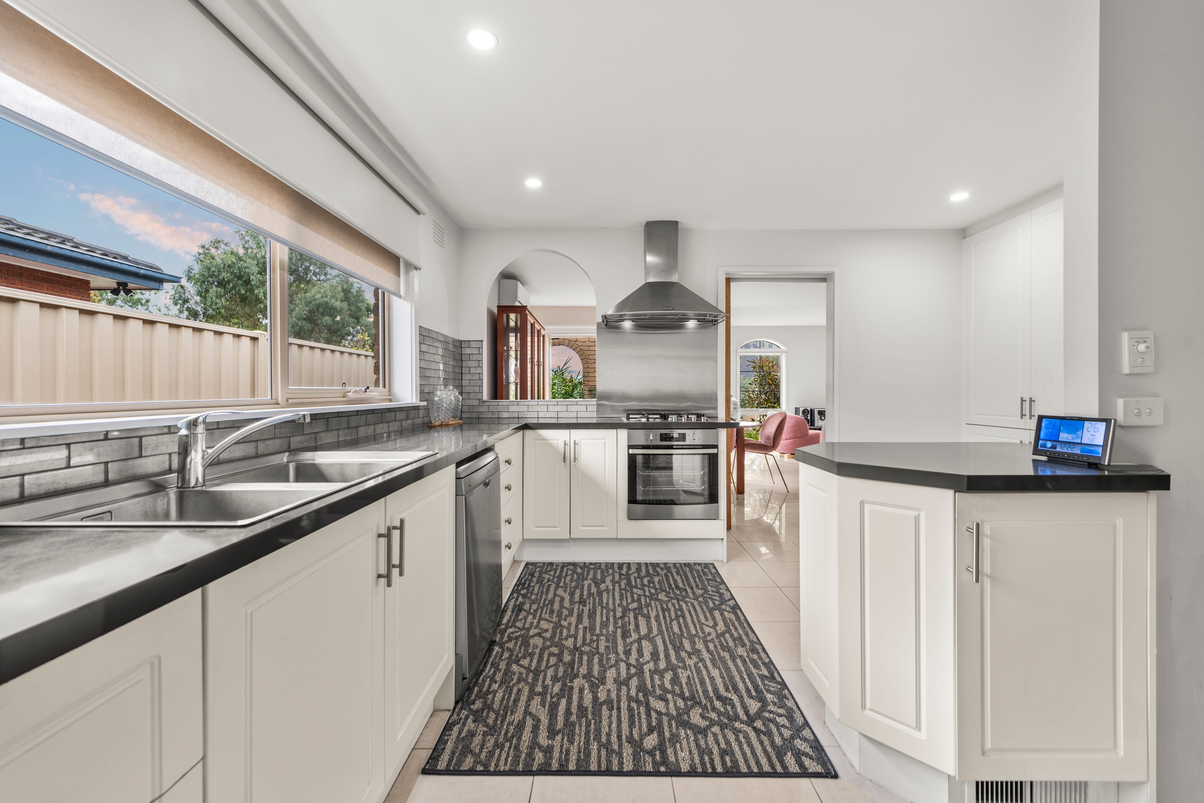 107 Berrabri Drive, Scoresby — listing photograph 9