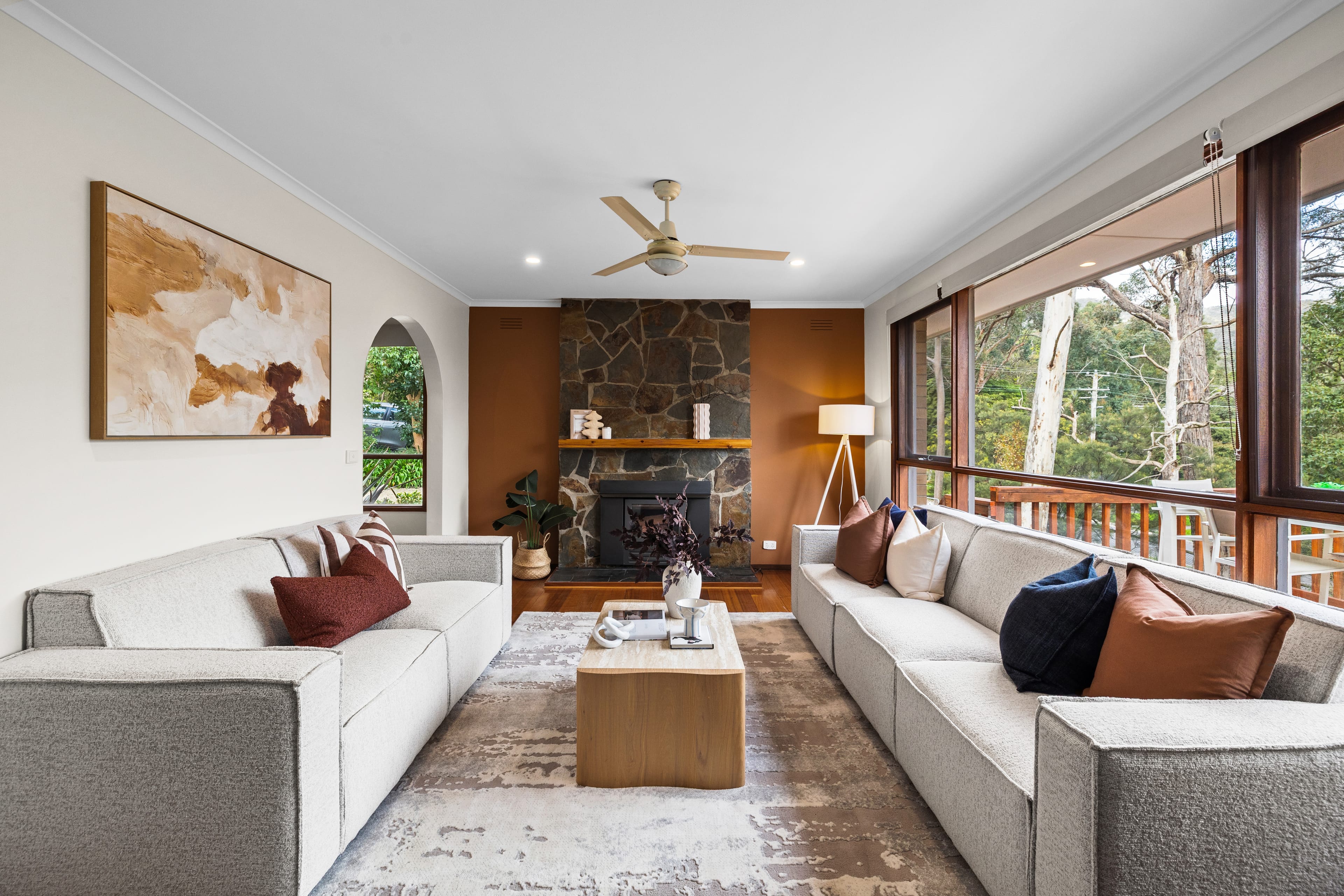 27 Joan Avenue, Ferntree Gully — listing photograph 6