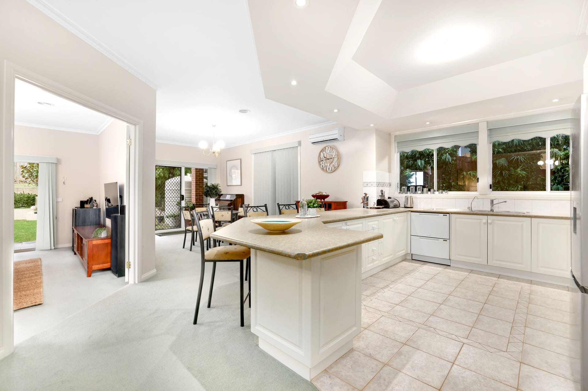 28 Academy Drive, The Basin — listing photograph 4