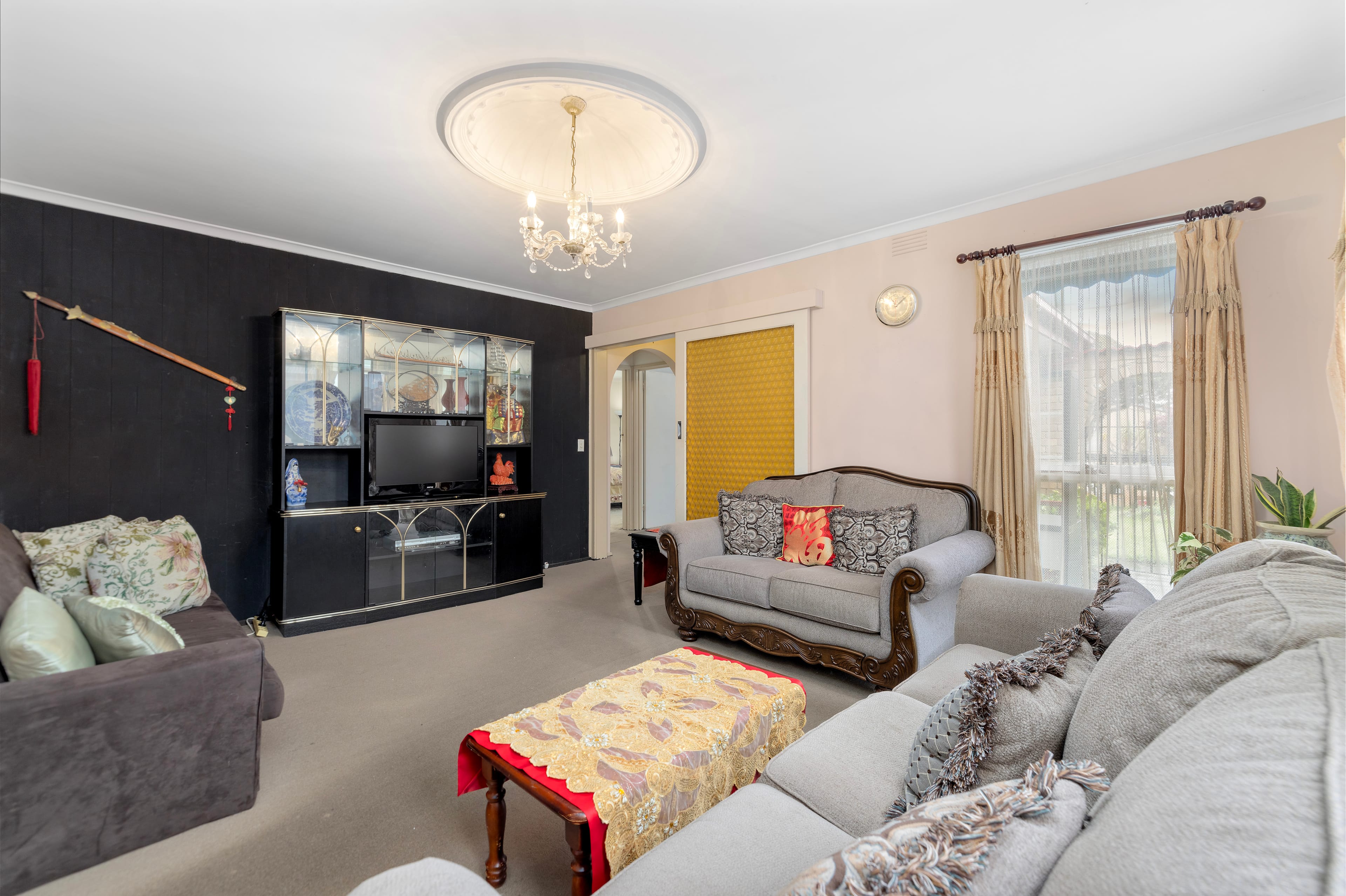 19 Nicholas Street, Keysborough — listing photograph 8