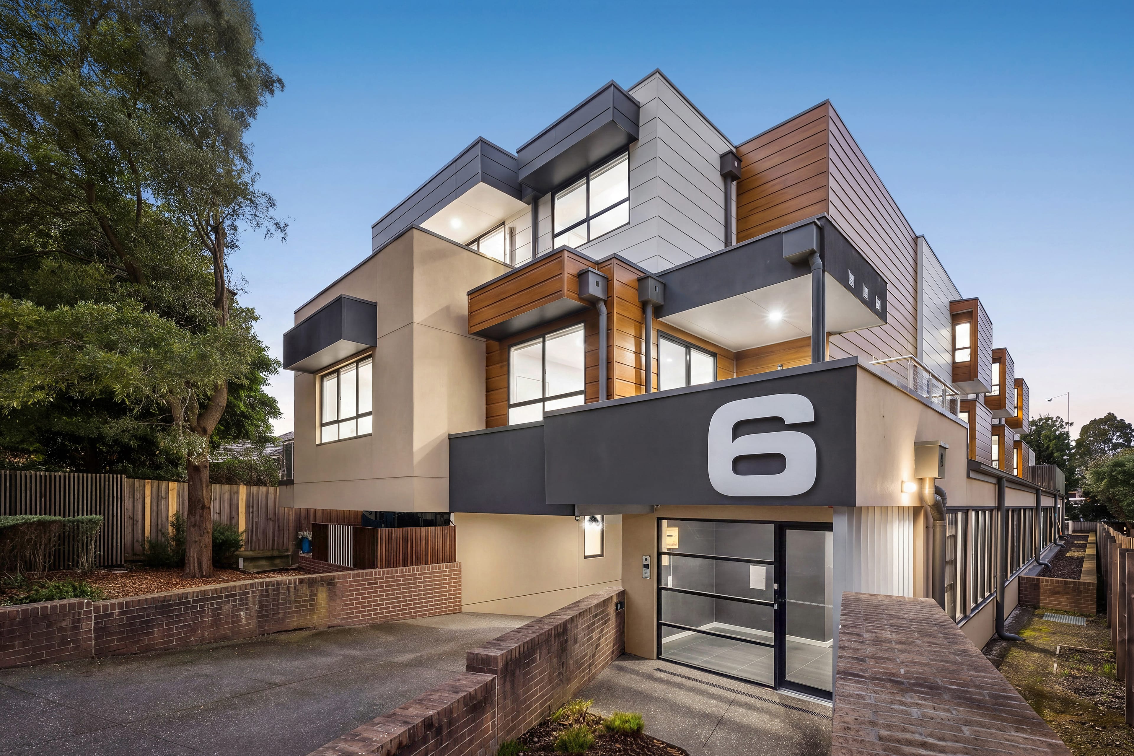 102/6 Sundew Avenue, Boronia — listing photograph 1