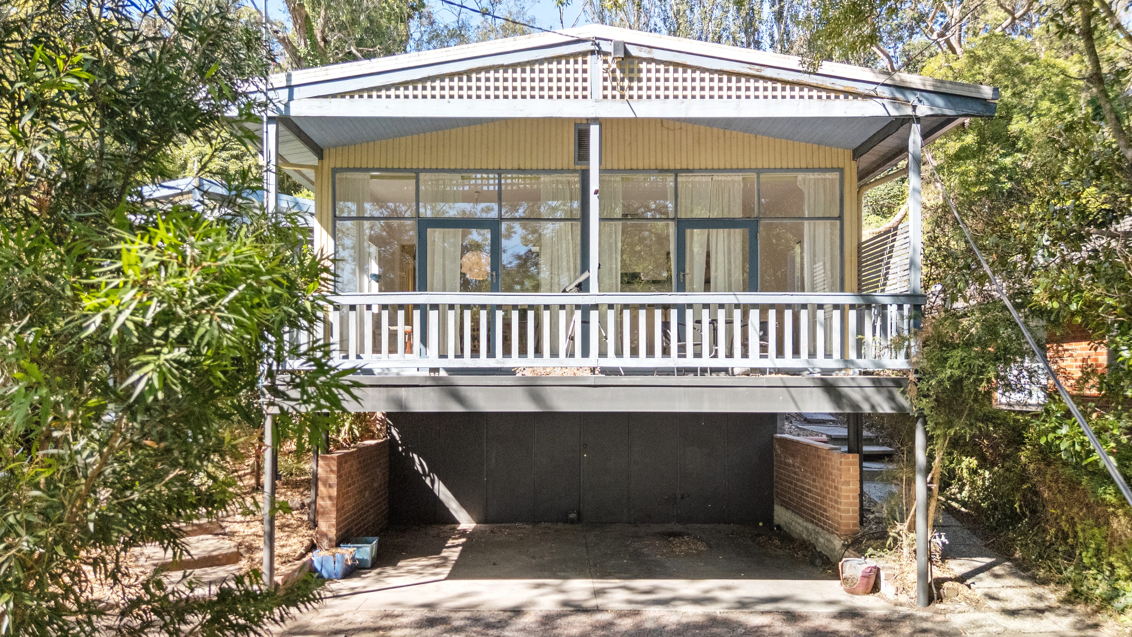 39 Old Belgrave Road, Upper Ferntree Gully — listing photograph 2