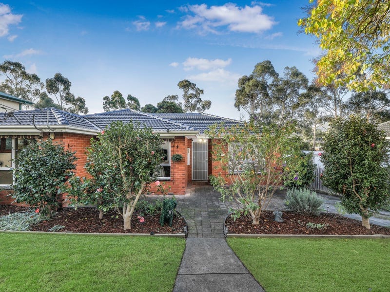 24 Merricks Close, Ferntree Gully — listing photograph 2