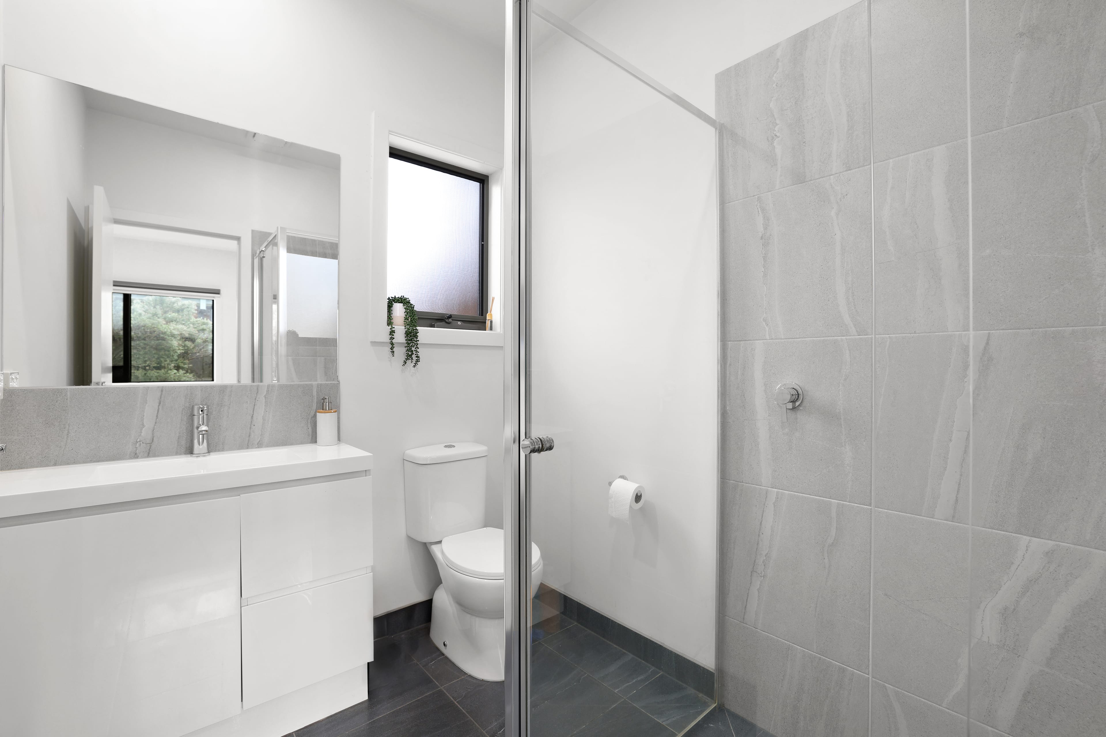 4 Van Close, Kilsyth — listing photograph 8