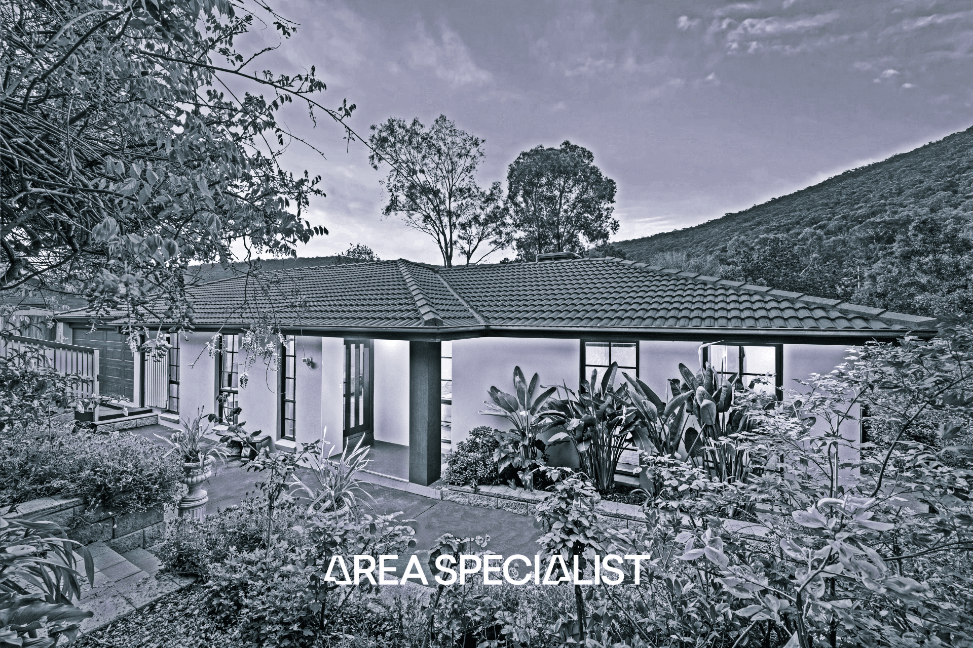 19 Bates Avenue, Upper Ferntree Gully — listing photograph 1
