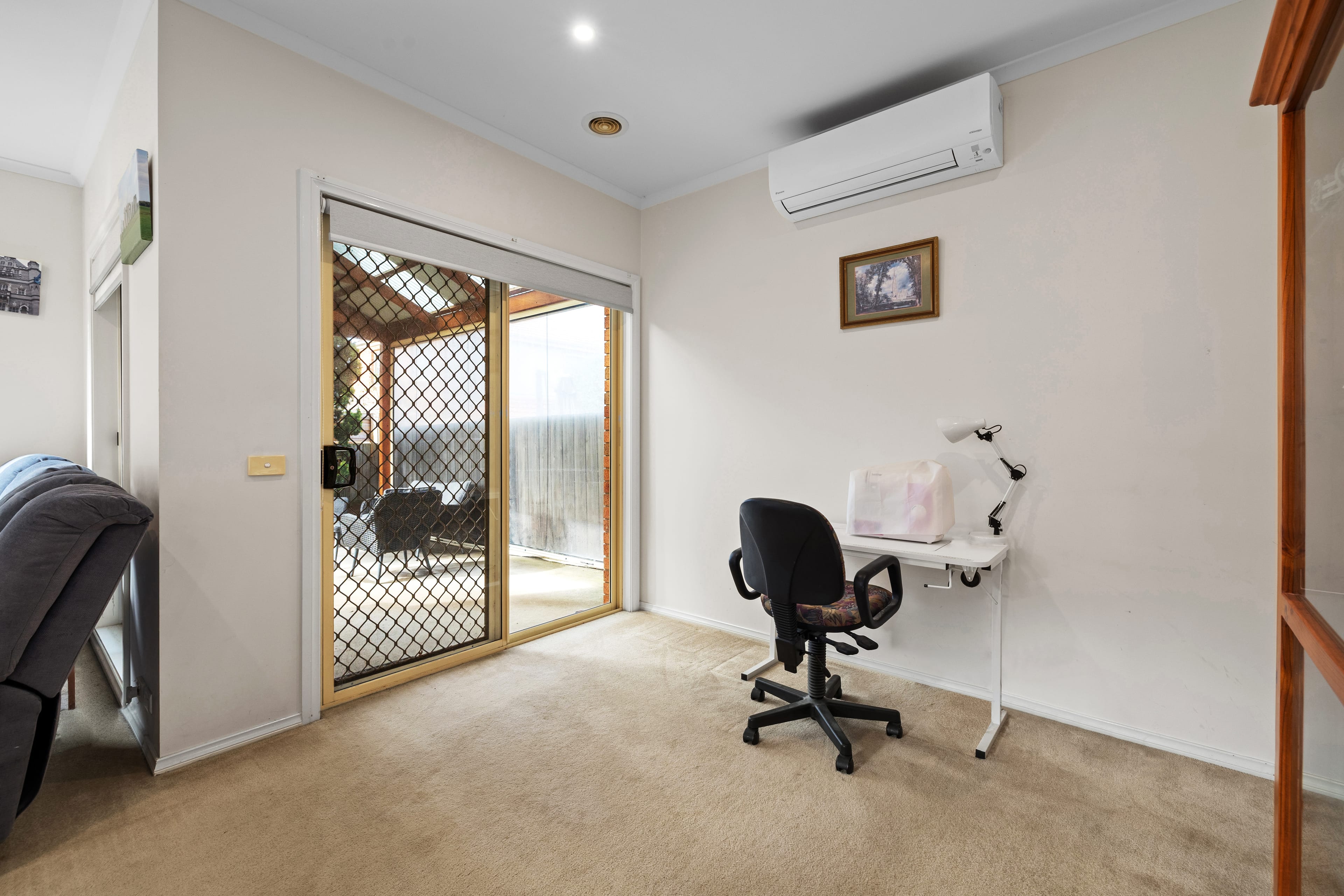 14 Watling Grove, Ferntree Gully — listing photograph 10