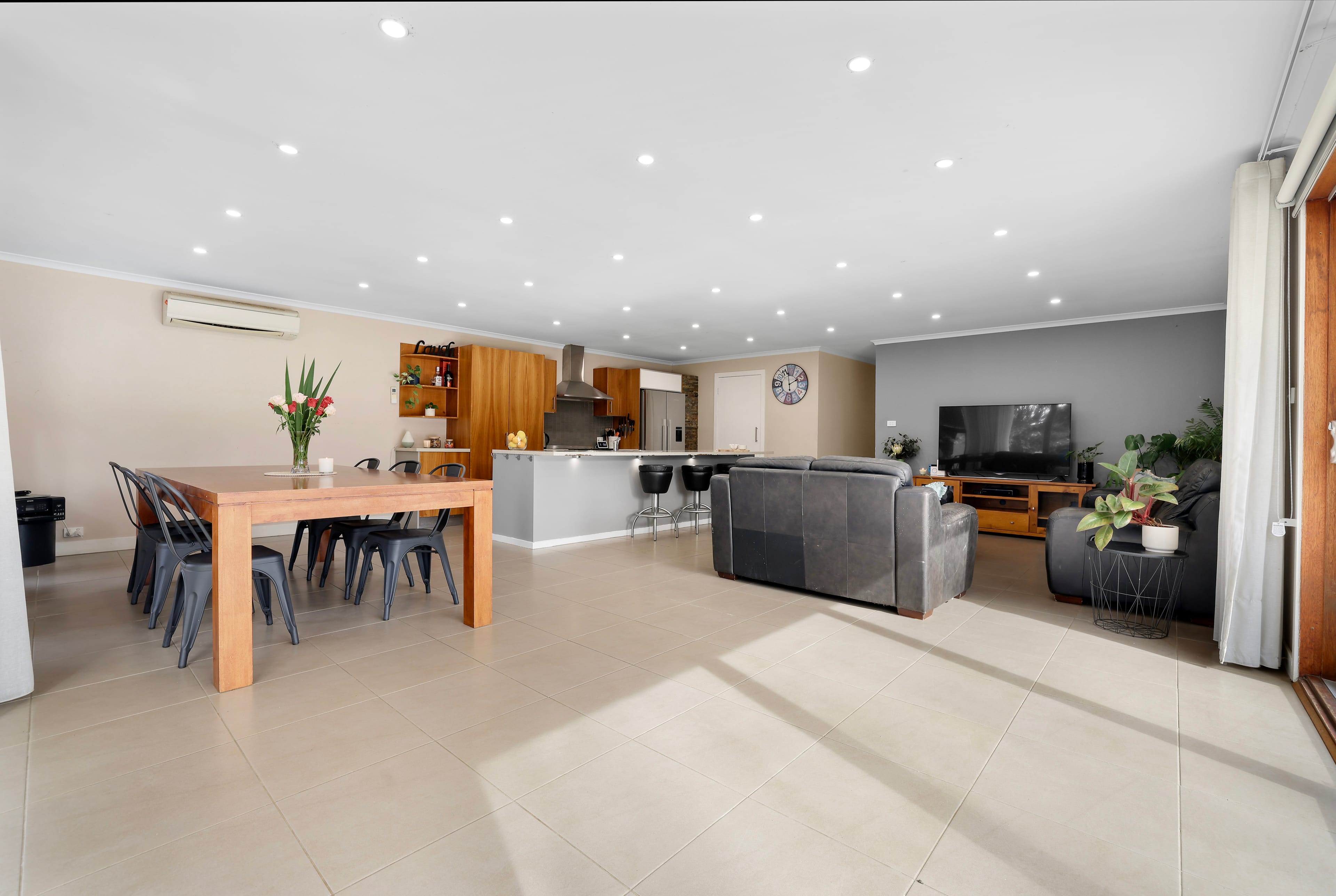 56 Borg Crescent, Scoresby — listing photograph 12