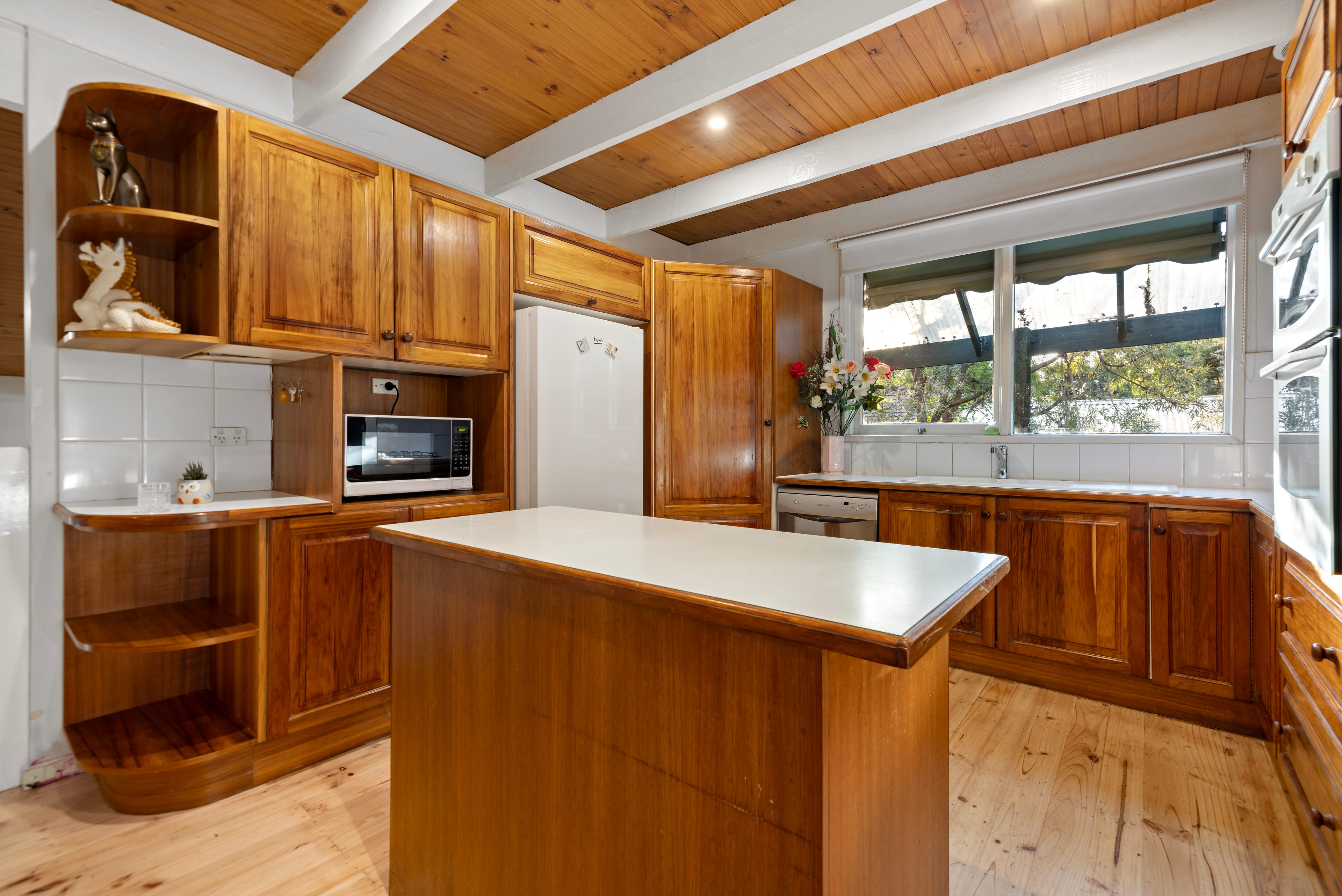 20 Royal Street, Upper Ferntree Gully — listing photograph 3