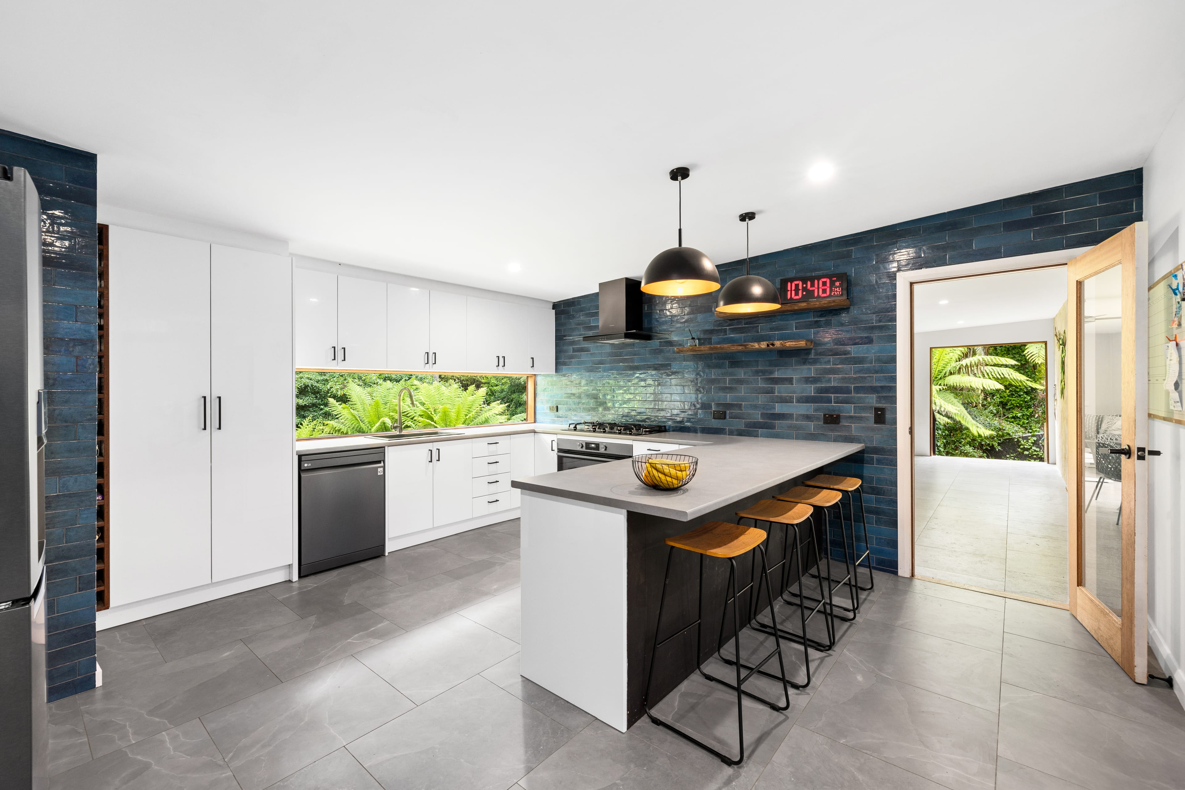 61 Claremont Avenue, The Basin — listing photograph 3