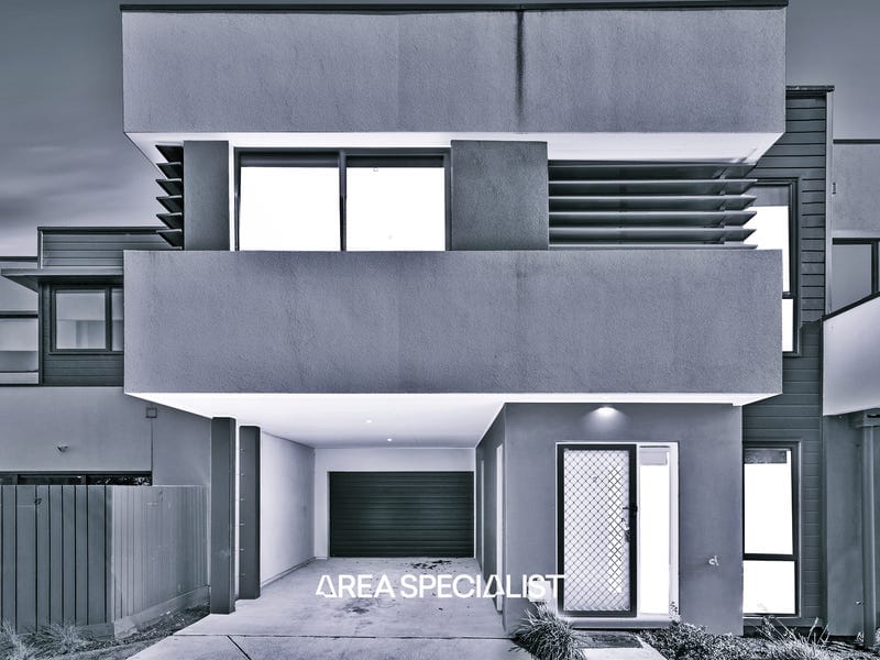 2/8 Hillview Avenue, Rowville — listing photograph 1