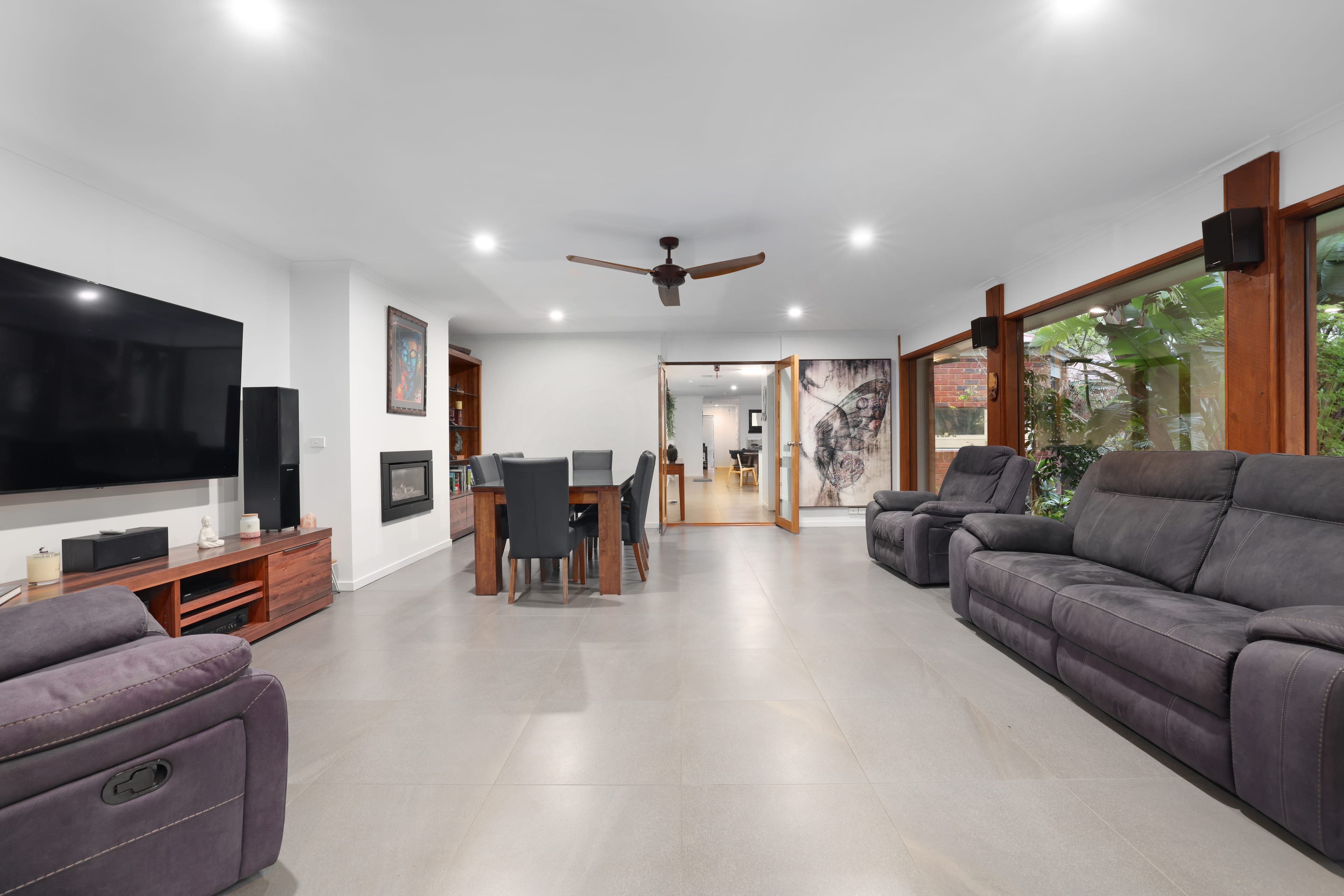 18 Ramsay Street, Bayswater North — listing photograph 5