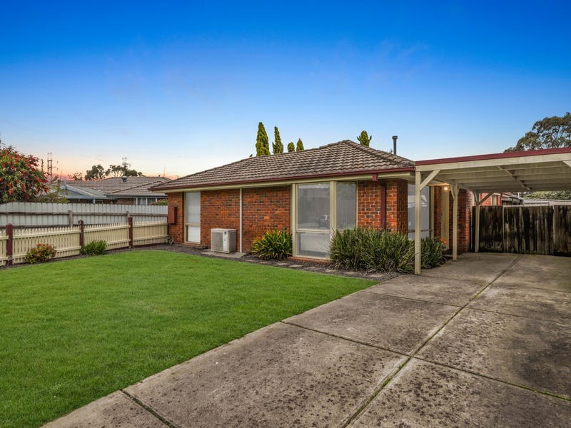 1/17 Gilligans Court, Rowville — listing photograph 2