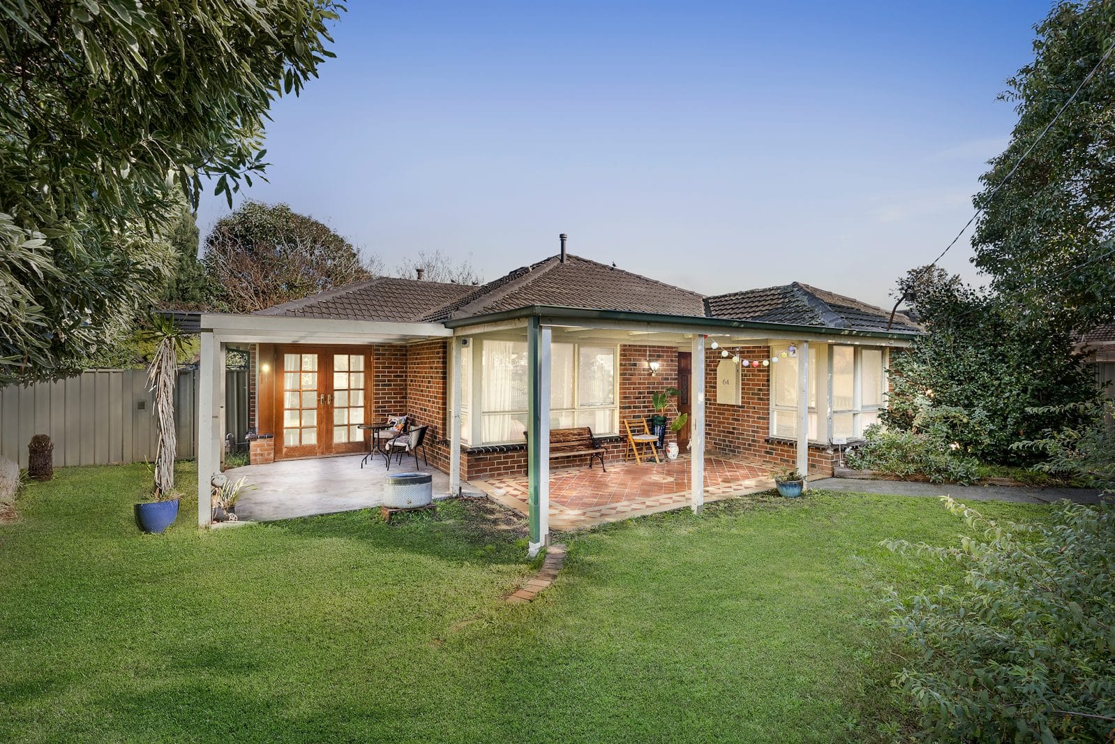 64 Holme Road, Ferntree Gully — listing photograph 2