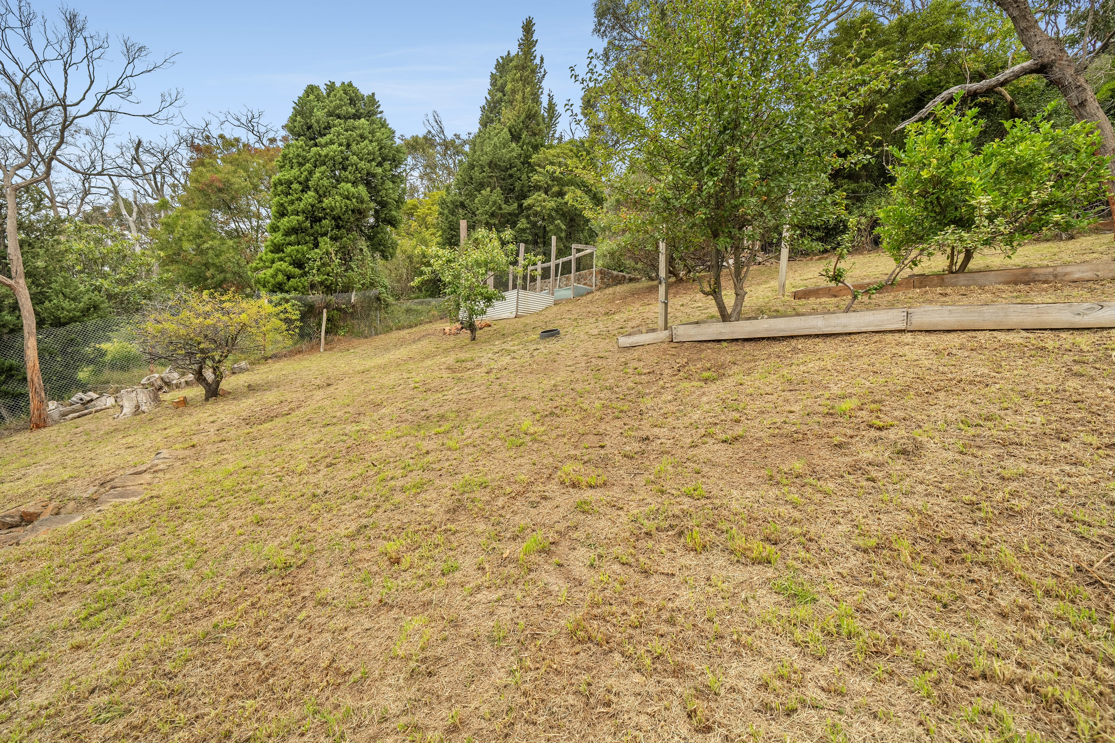 14 Forest View Lane, Upper Ferntree Gully — listing photograph 28