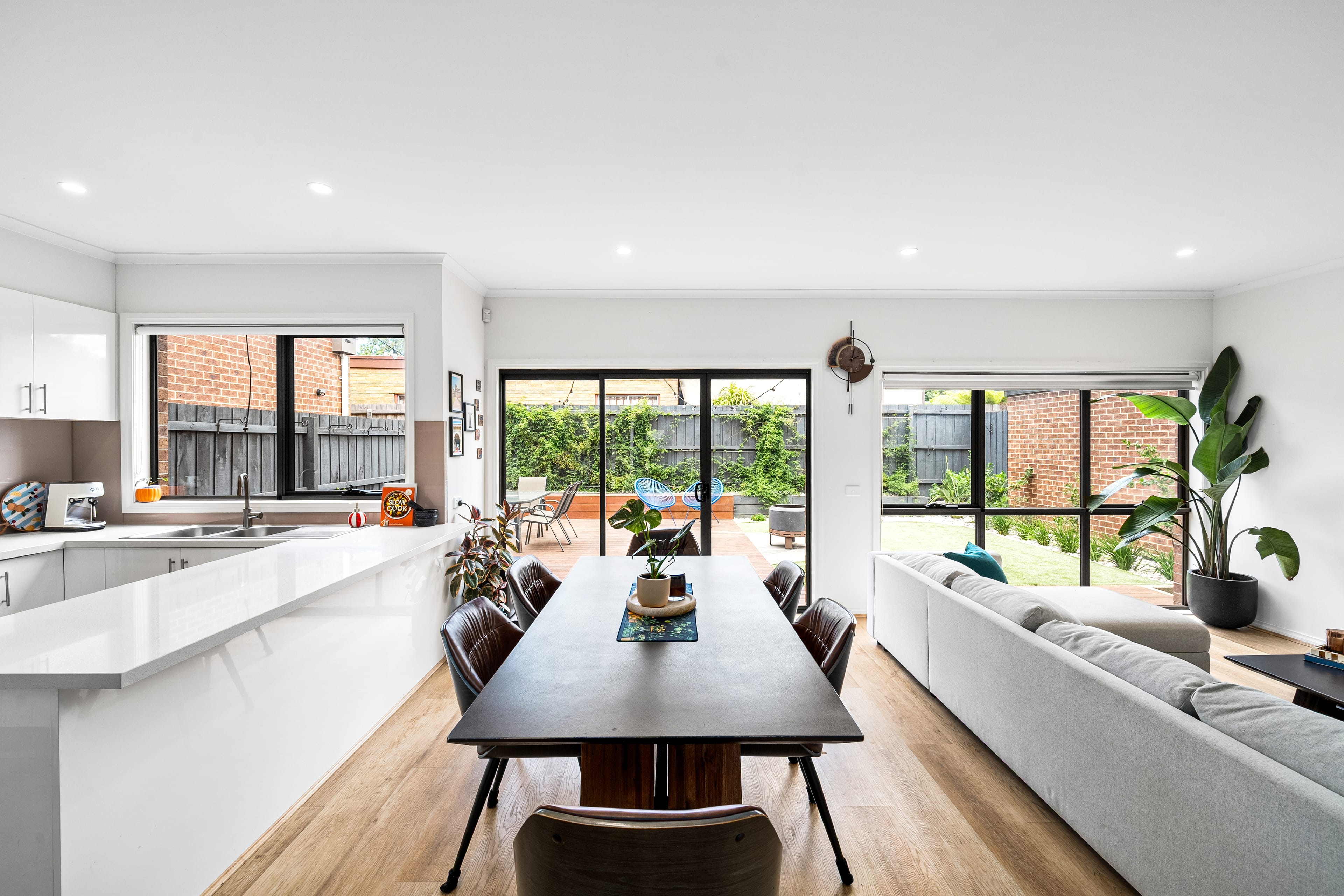 2/13 Rawlings Avenue, Ferntree Gully — listing photograph 7