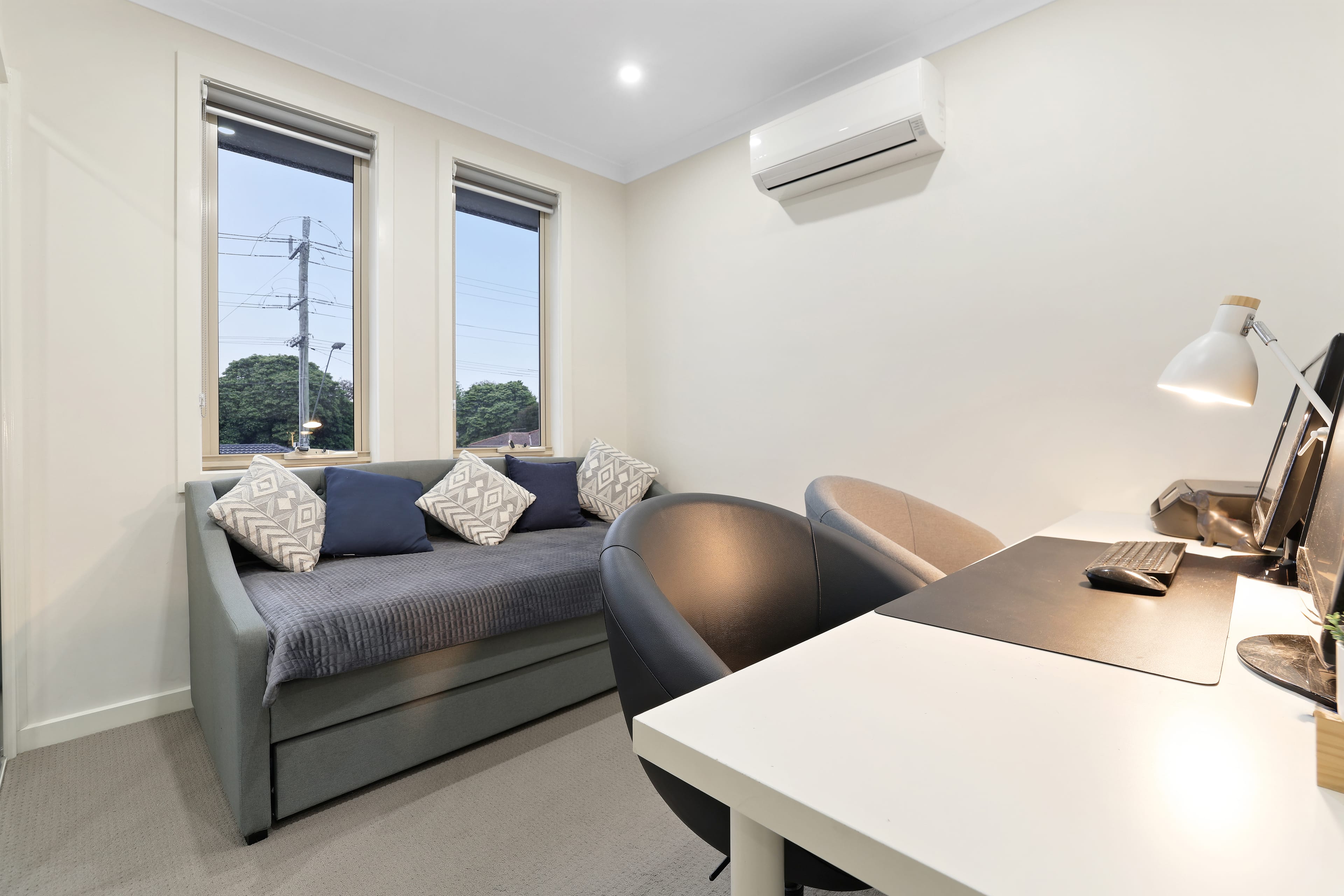 749 Burwood Highway, Ferntree Gully — listing photograph 10