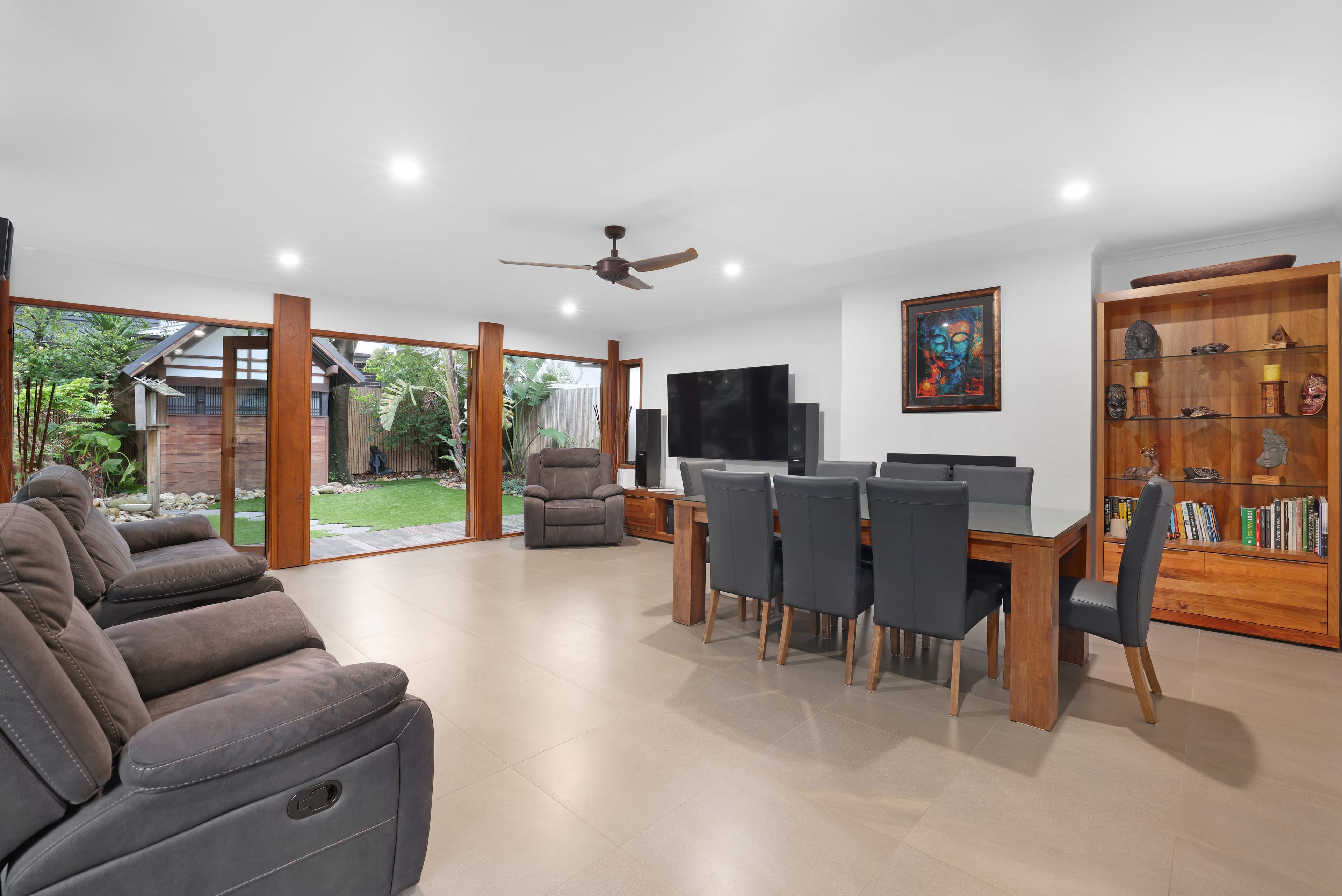 18 Ramsay Street, Bayswater North — listing photograph 3