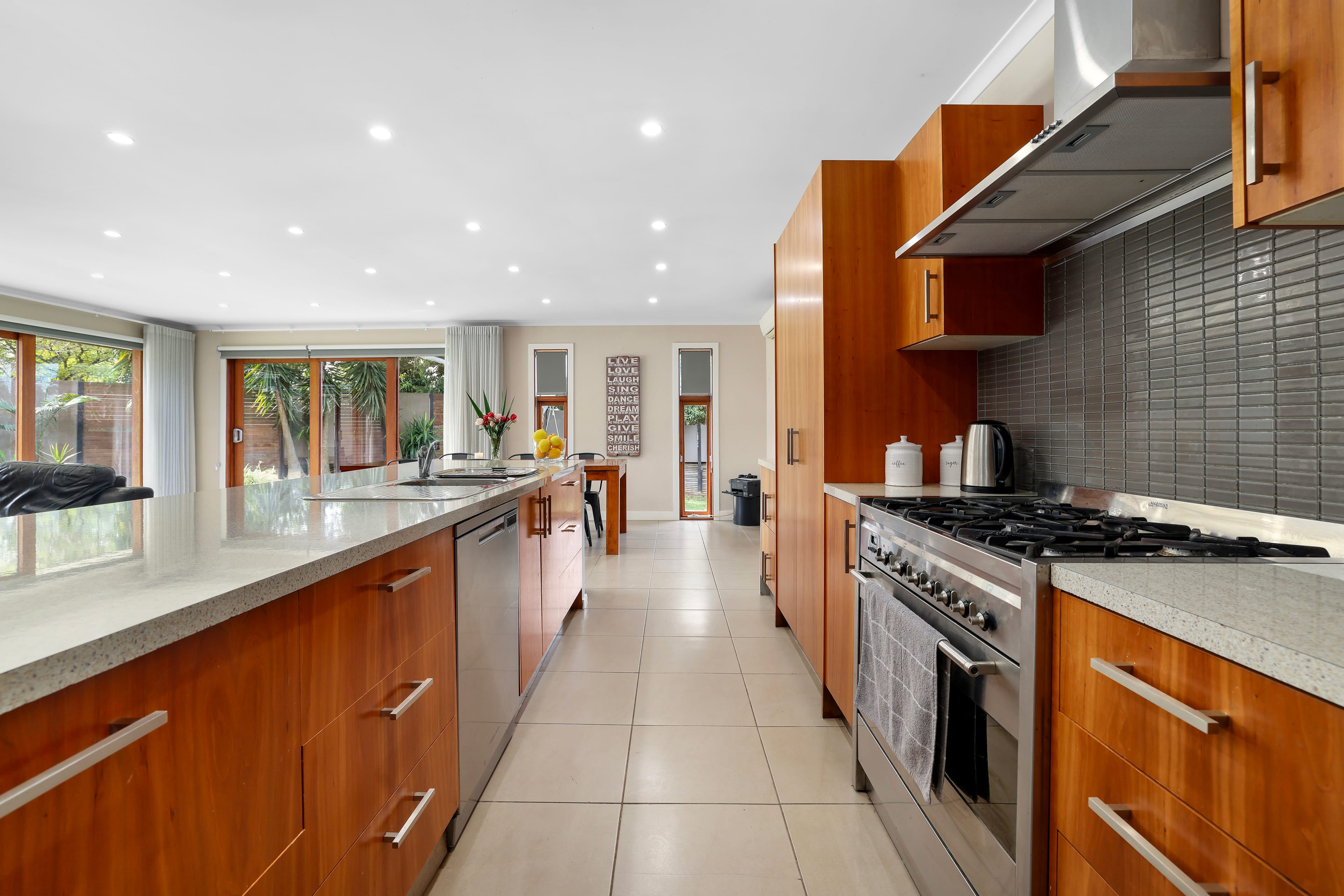 56 Borg Crescent, Scoresby — listing photograph 10