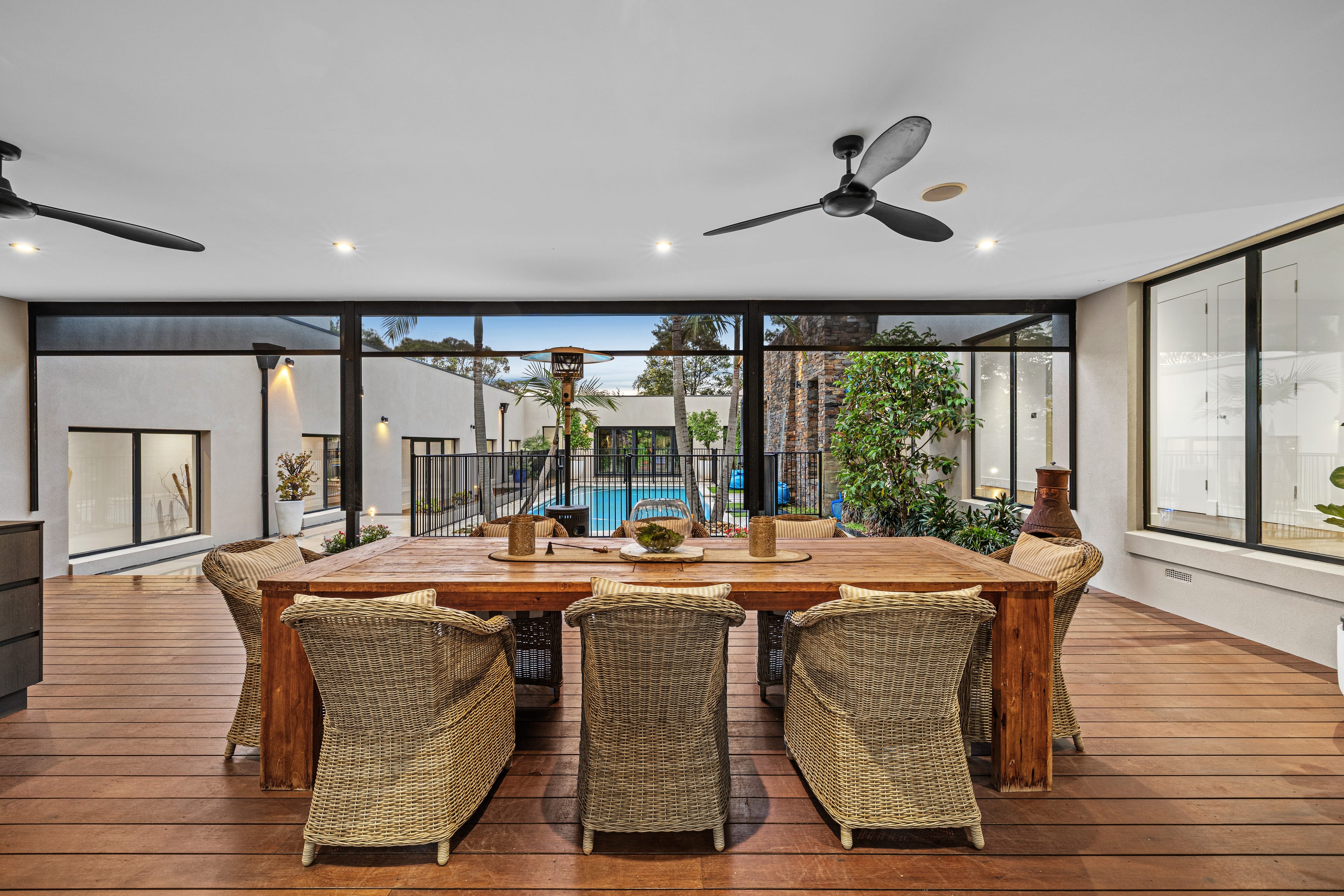 4 Meadowbank Close, Lysterfield South — listing photograph 27