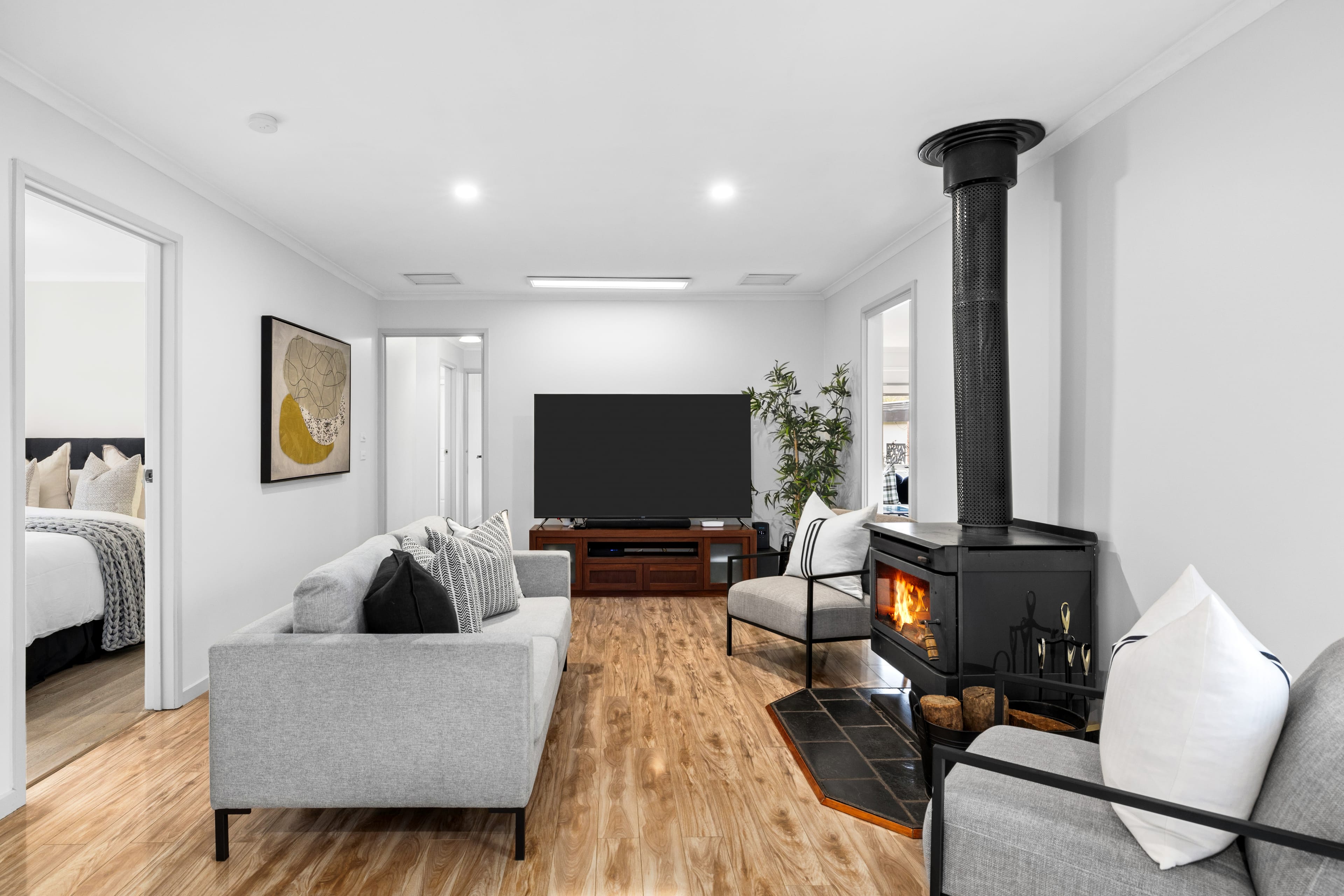 2 Rob Court, Boronia — listing photograph 6