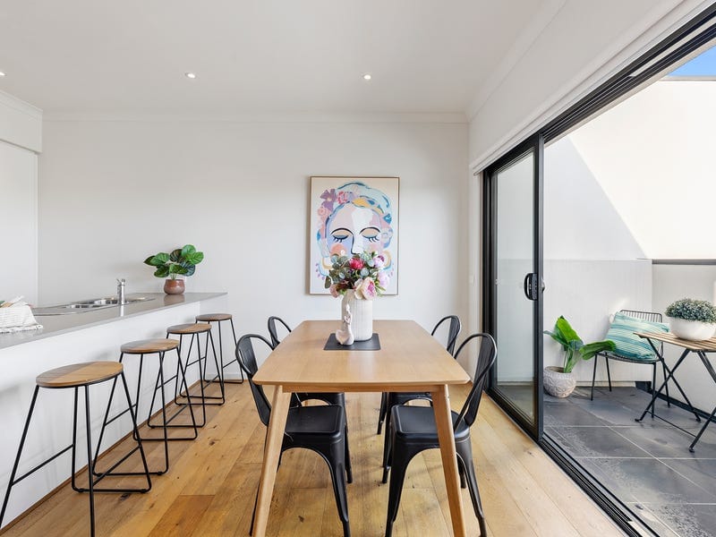 2/8 Hillview Avenue, Rowville — listing photograph 4
