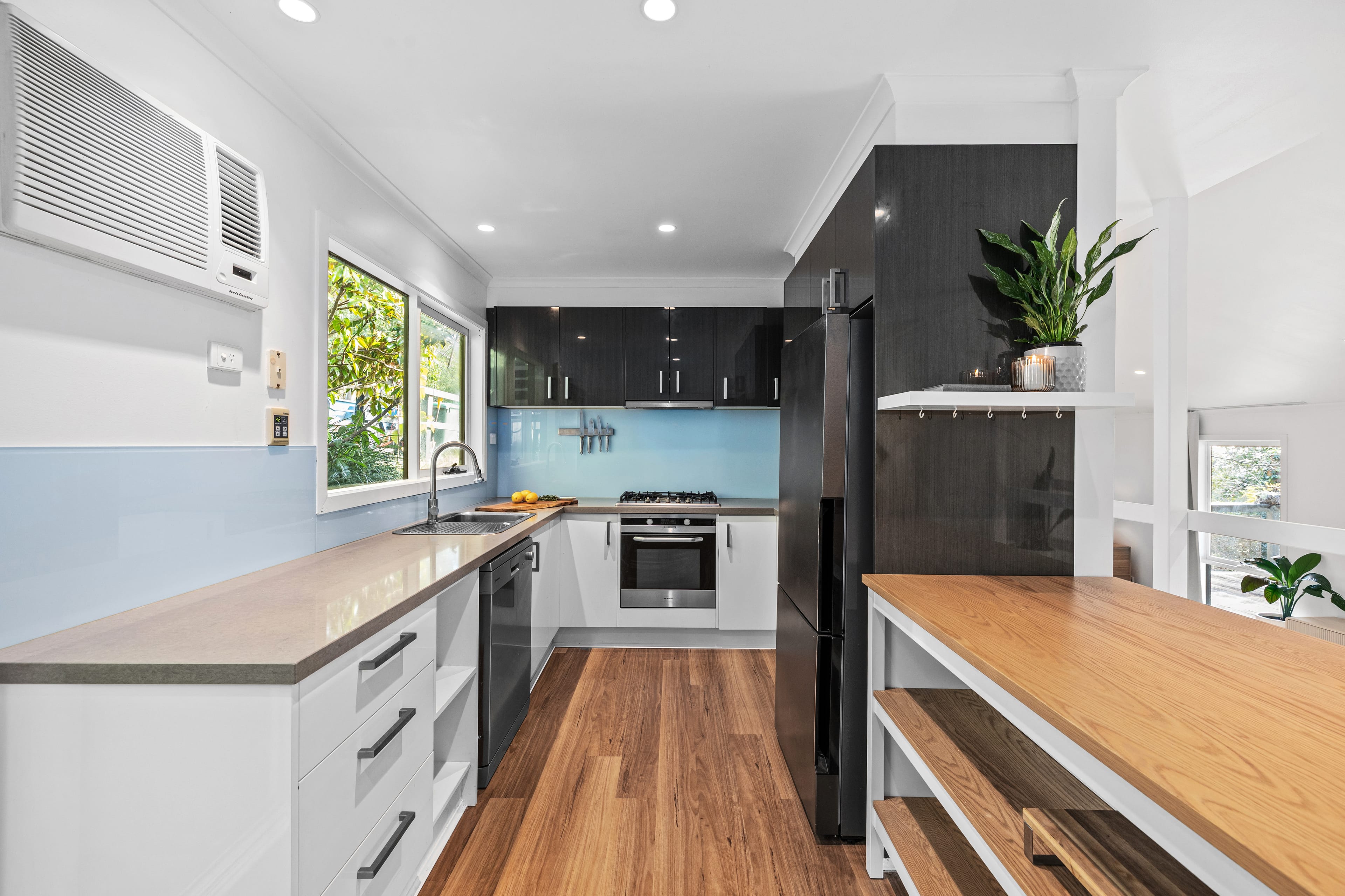 17 Old Forest Road, The Basin — listing photograph 8