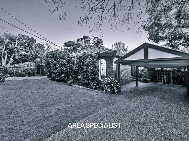 7 Hollyoak Court, Ferntree Gully — listing photograph 1
