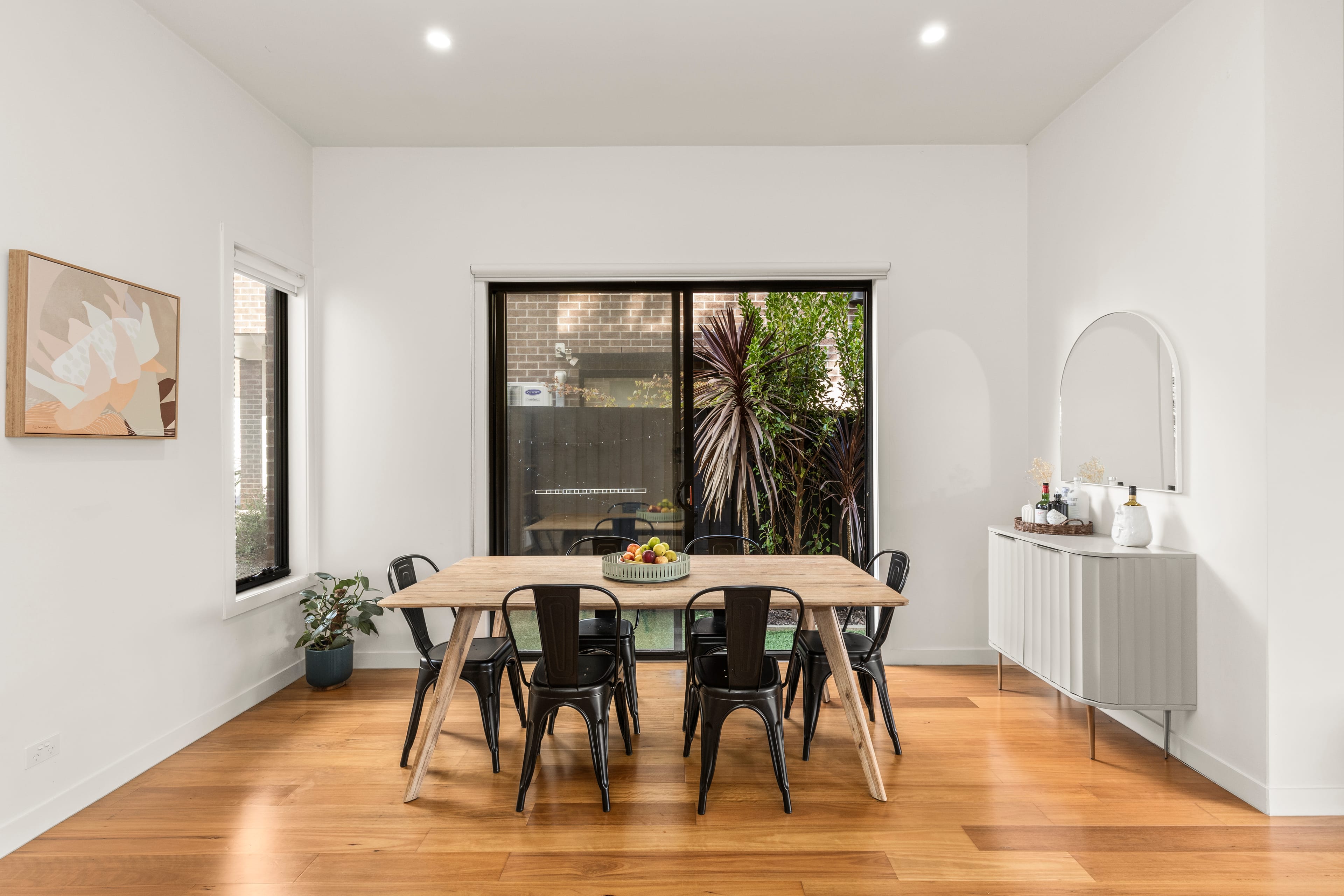 12/24 Carlisle Road, Ferntree Gully — listing photograph 6